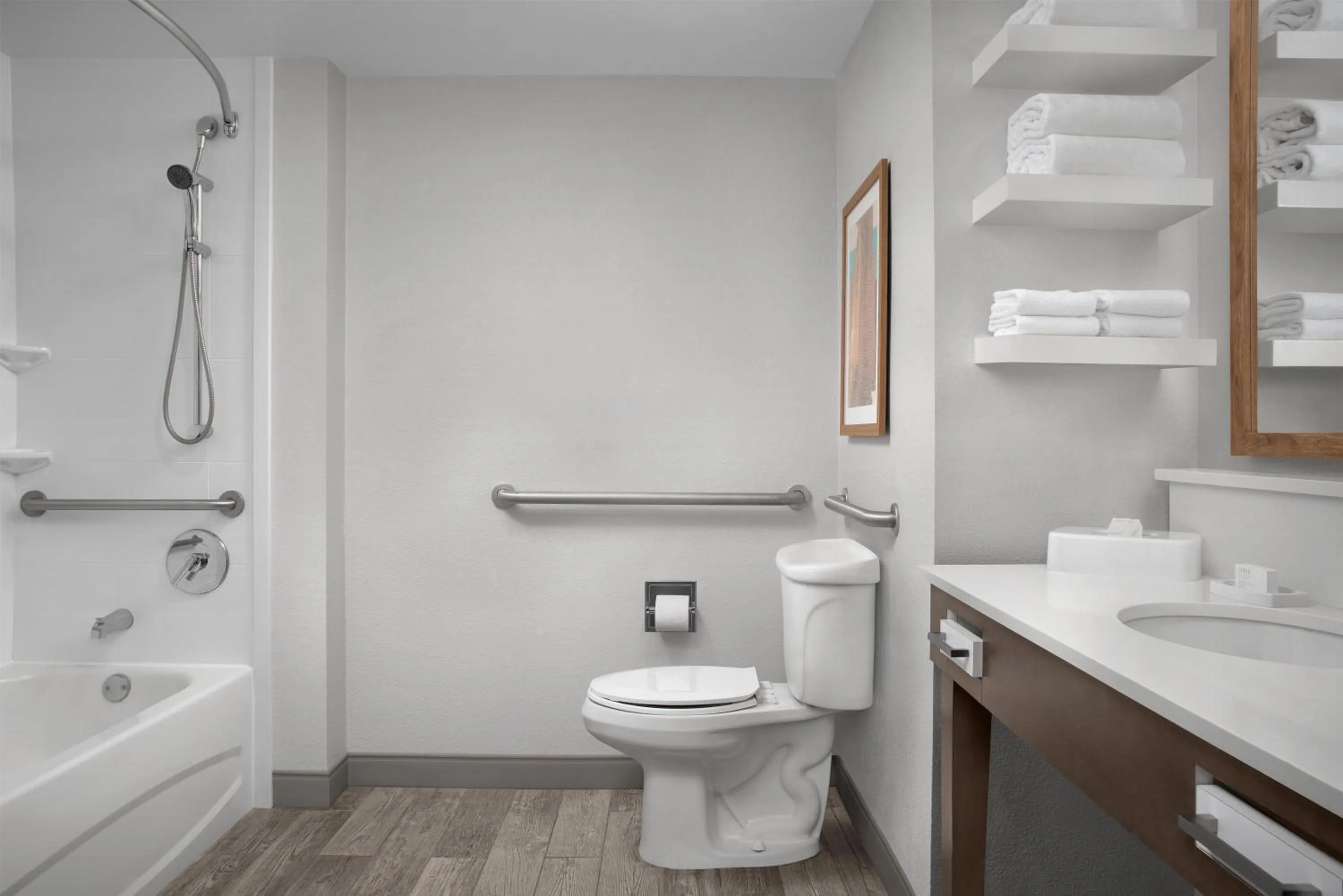 Bathroom in Hampton Inn Yemassee/Point South, Sc