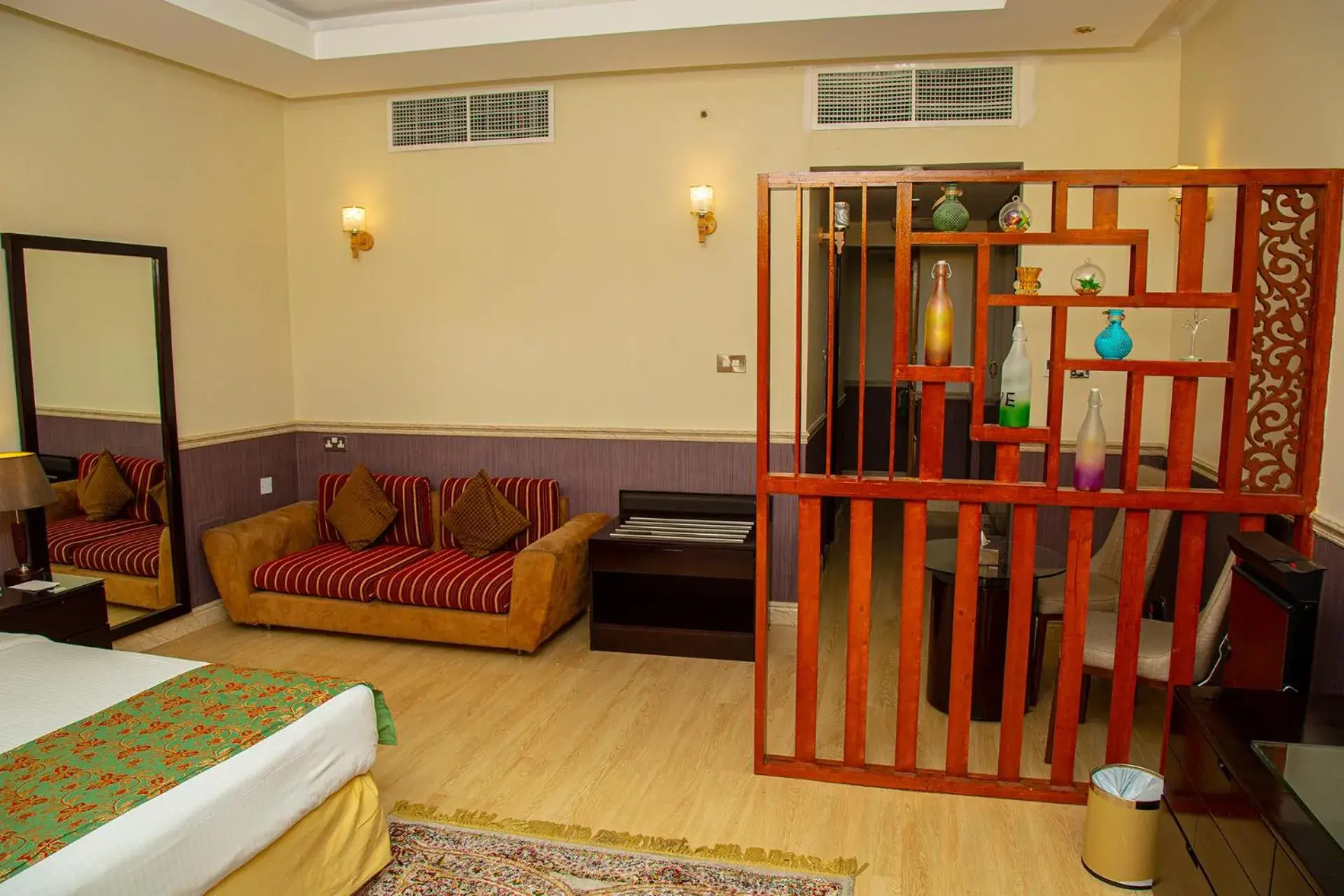 Bed in Dorus Hotel Bed in Dorus Hotel