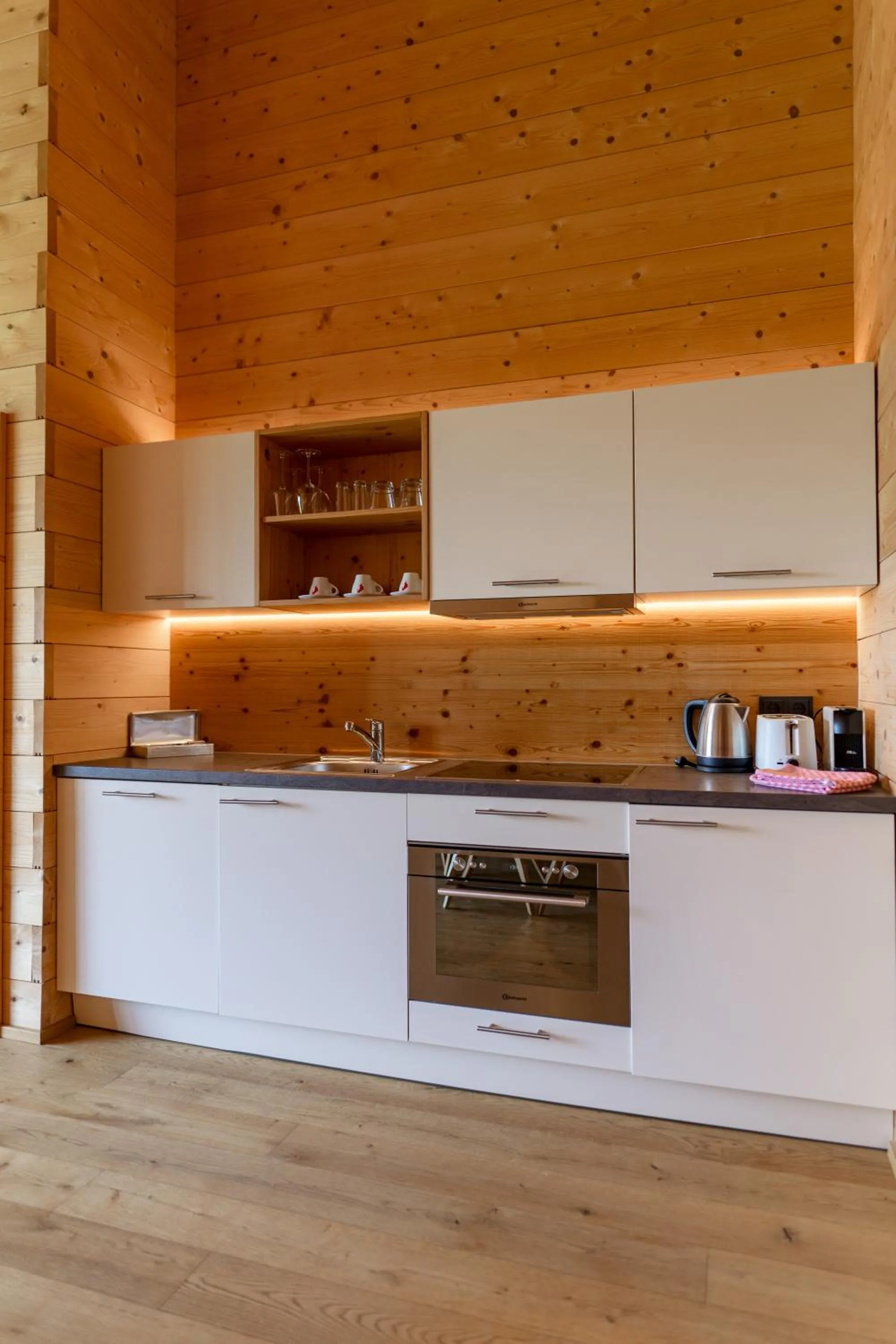 Kitchen or kitchenette in Rittis Alpin Chalets Dachstein