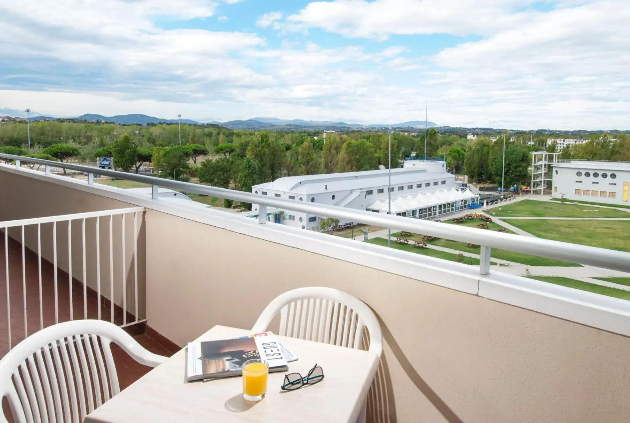 View (from property/room), Balcony/Terrace in Hotel Cormoran