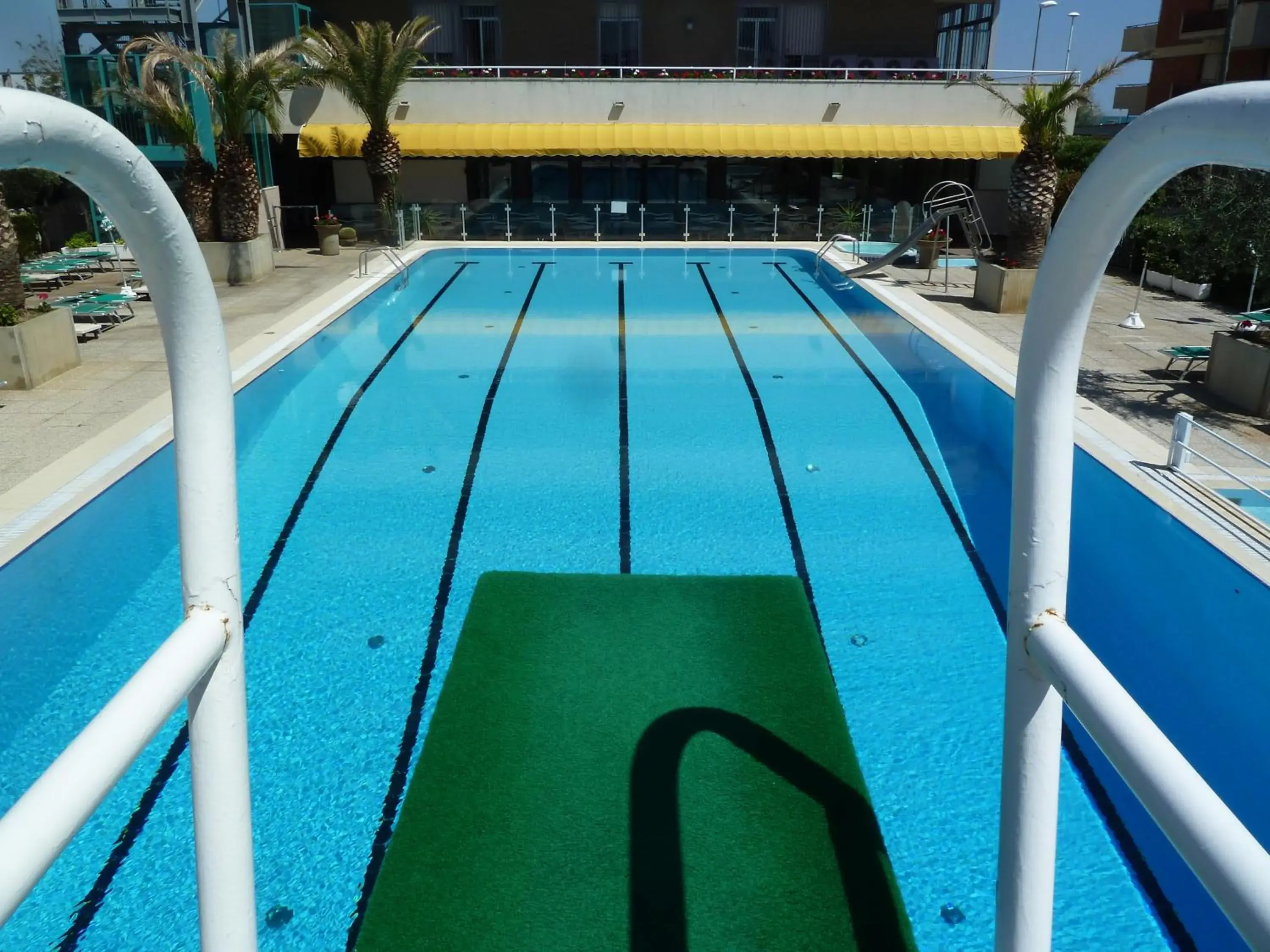 Day, Swimming Pool in Hotel Cormoran