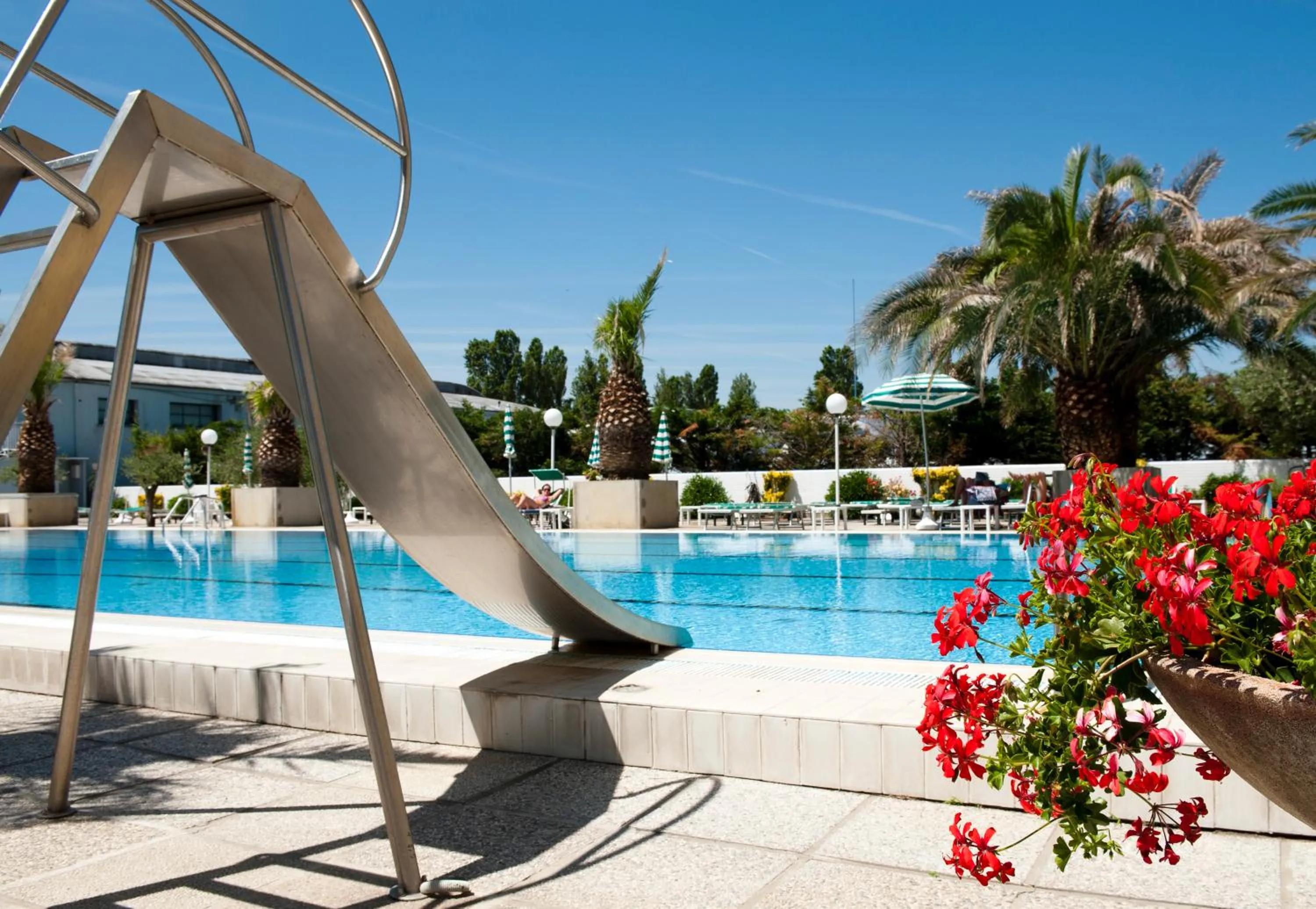 Spring in Hotel Cormoran