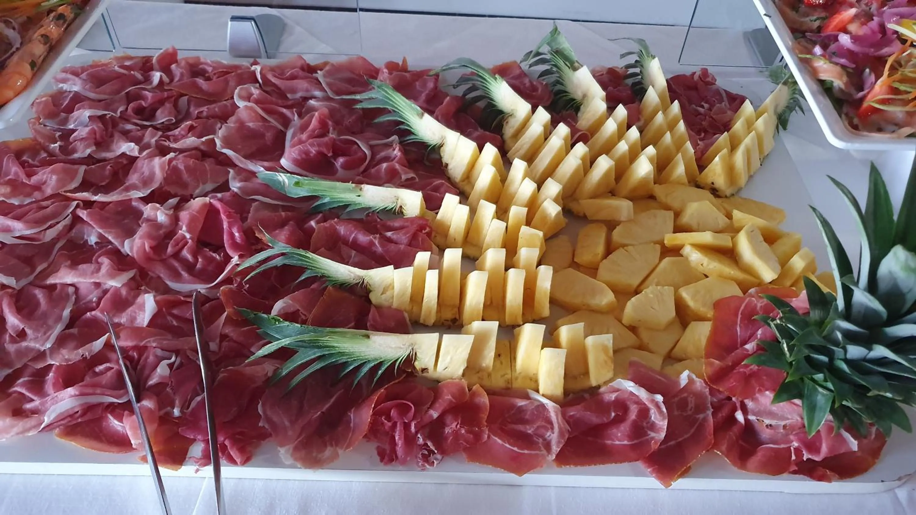 Restaurant/places to eat in Hotel Cormoran