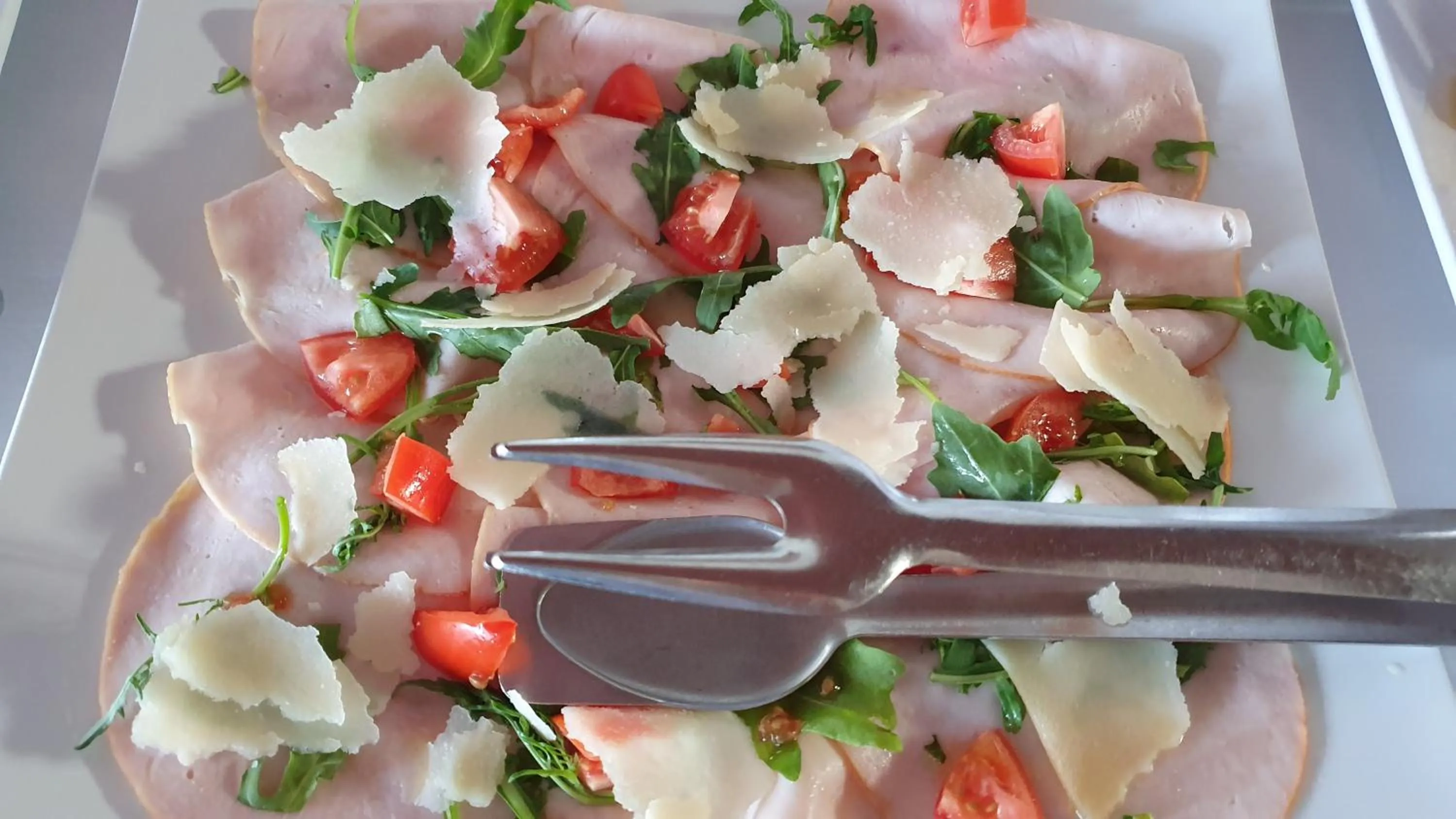 Restaurant/places to eat in Hotel Cormoran