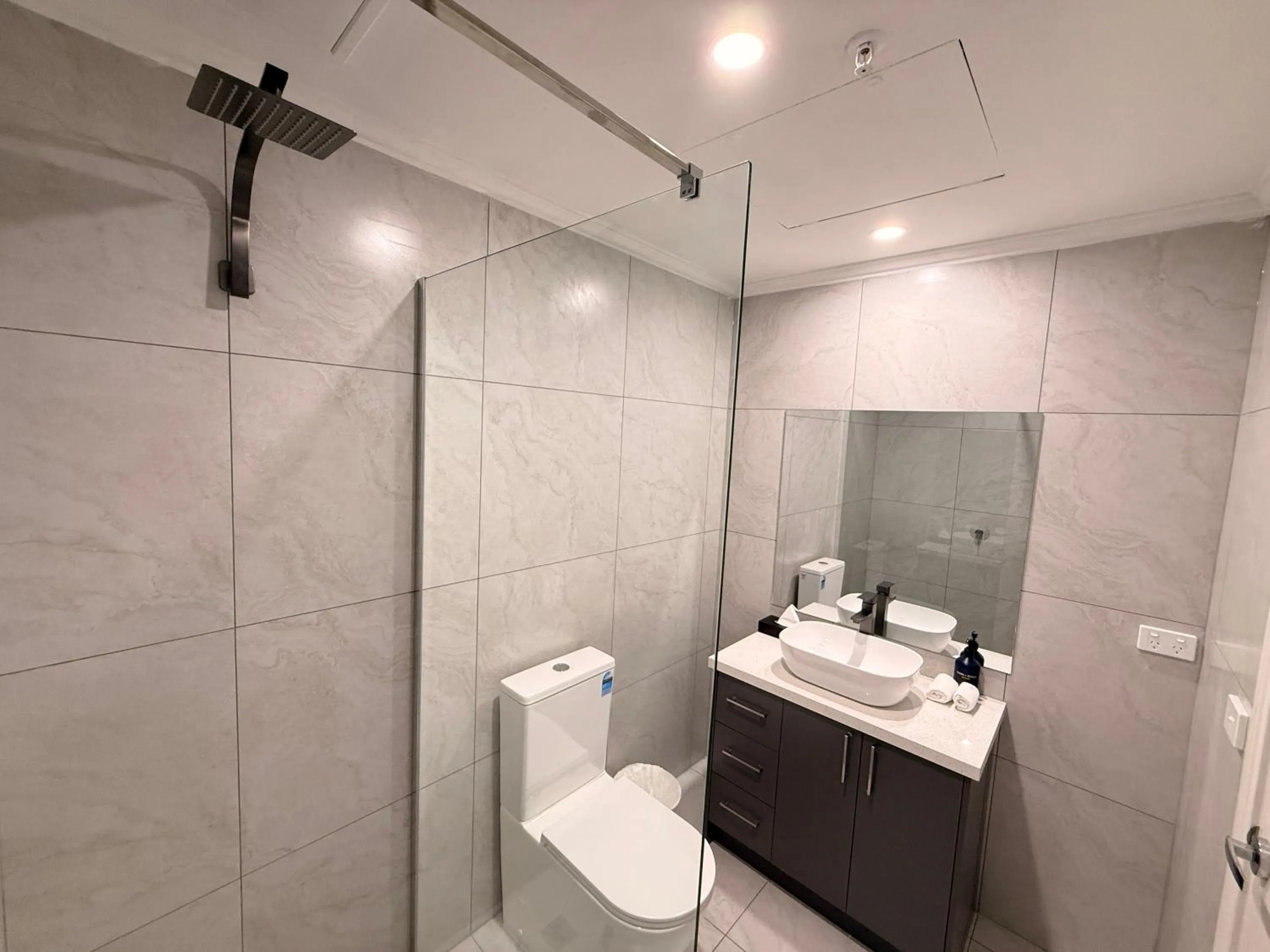 Comfort Apartments Melbourne Central