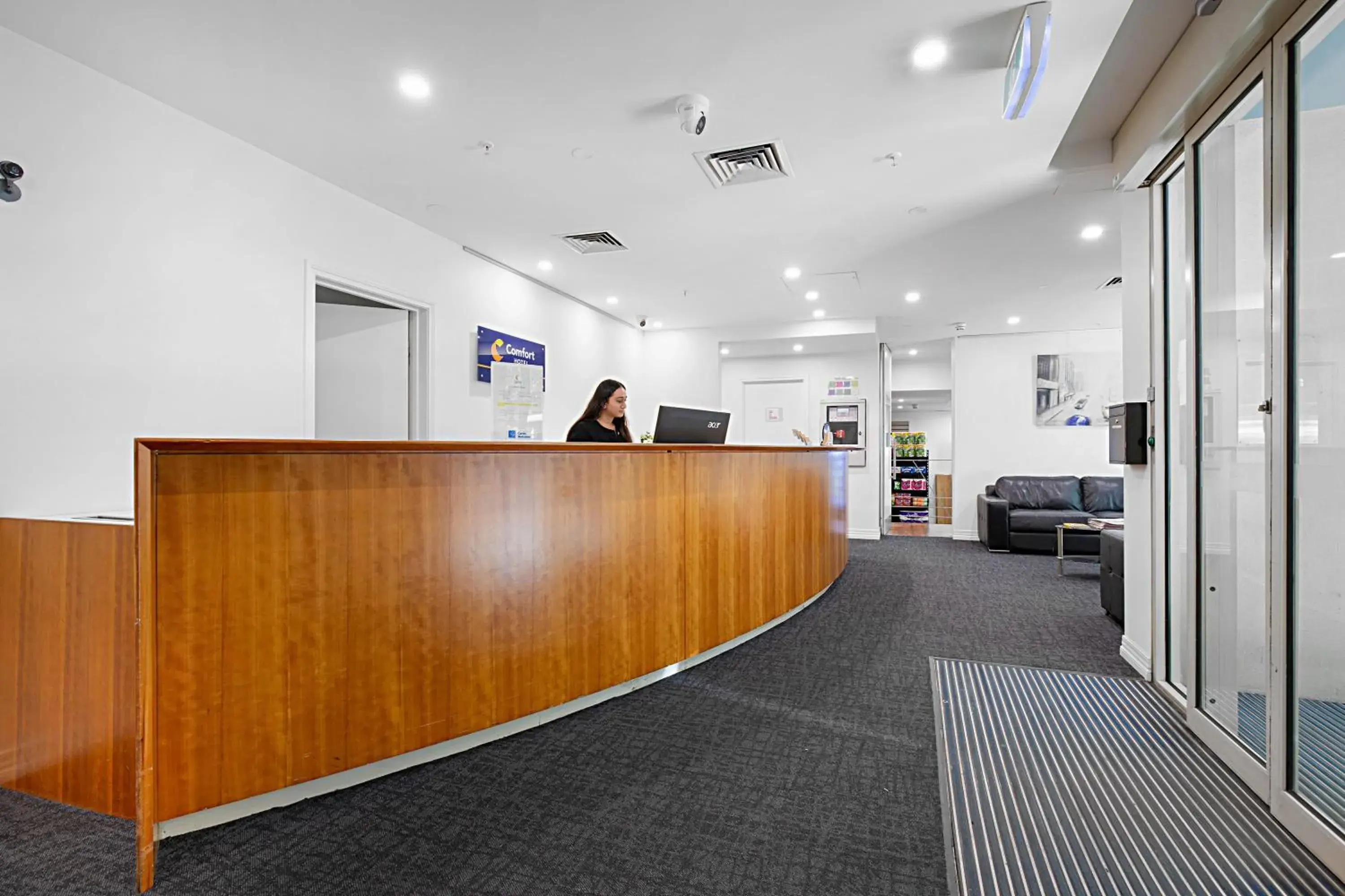 Lobby or reception in Comfort Apartments Melbourne Central Lobby or reception in Comfort Apartments Melbourne Central