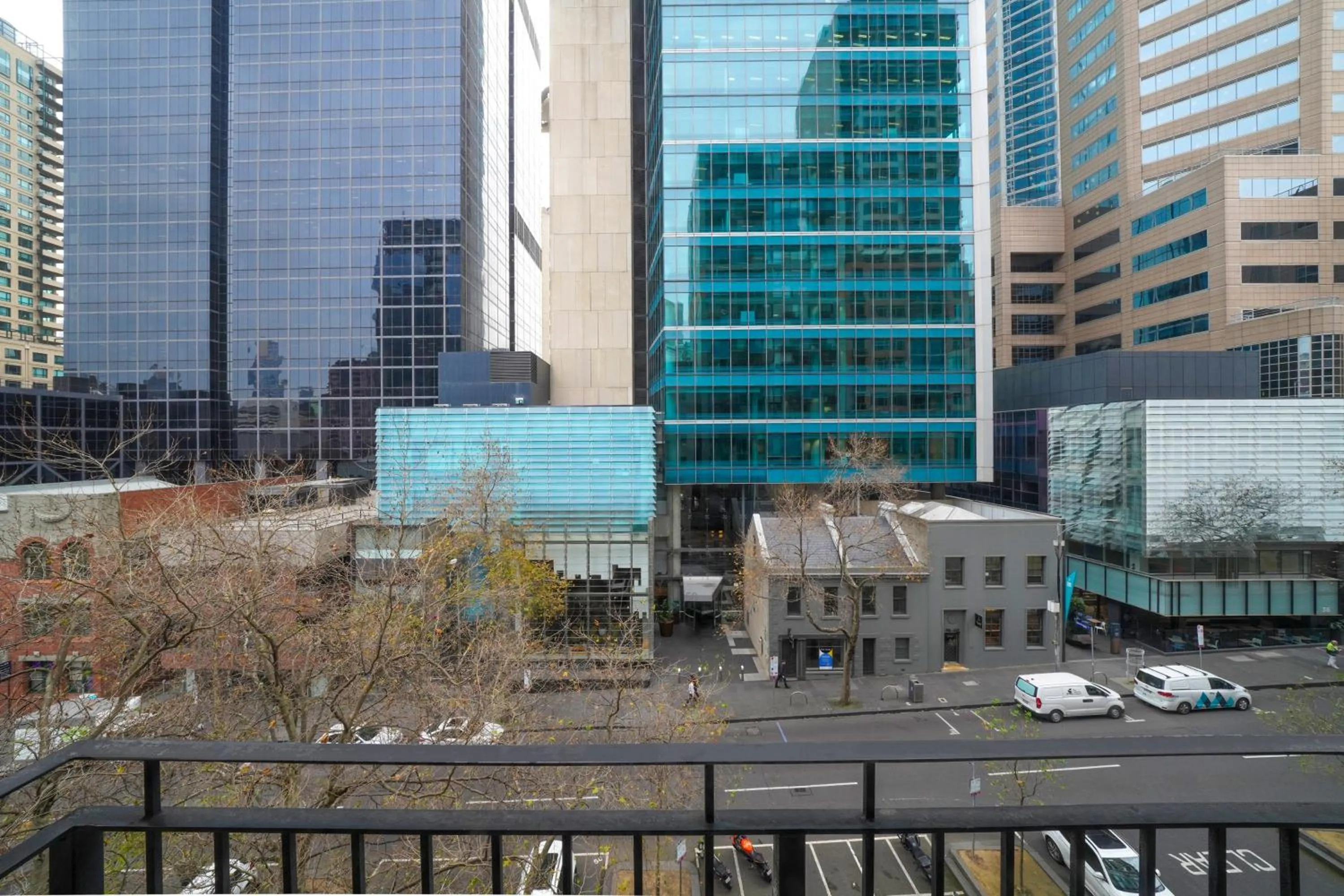 Balcony/Terrace in Comfort Apartments Melbourne Central