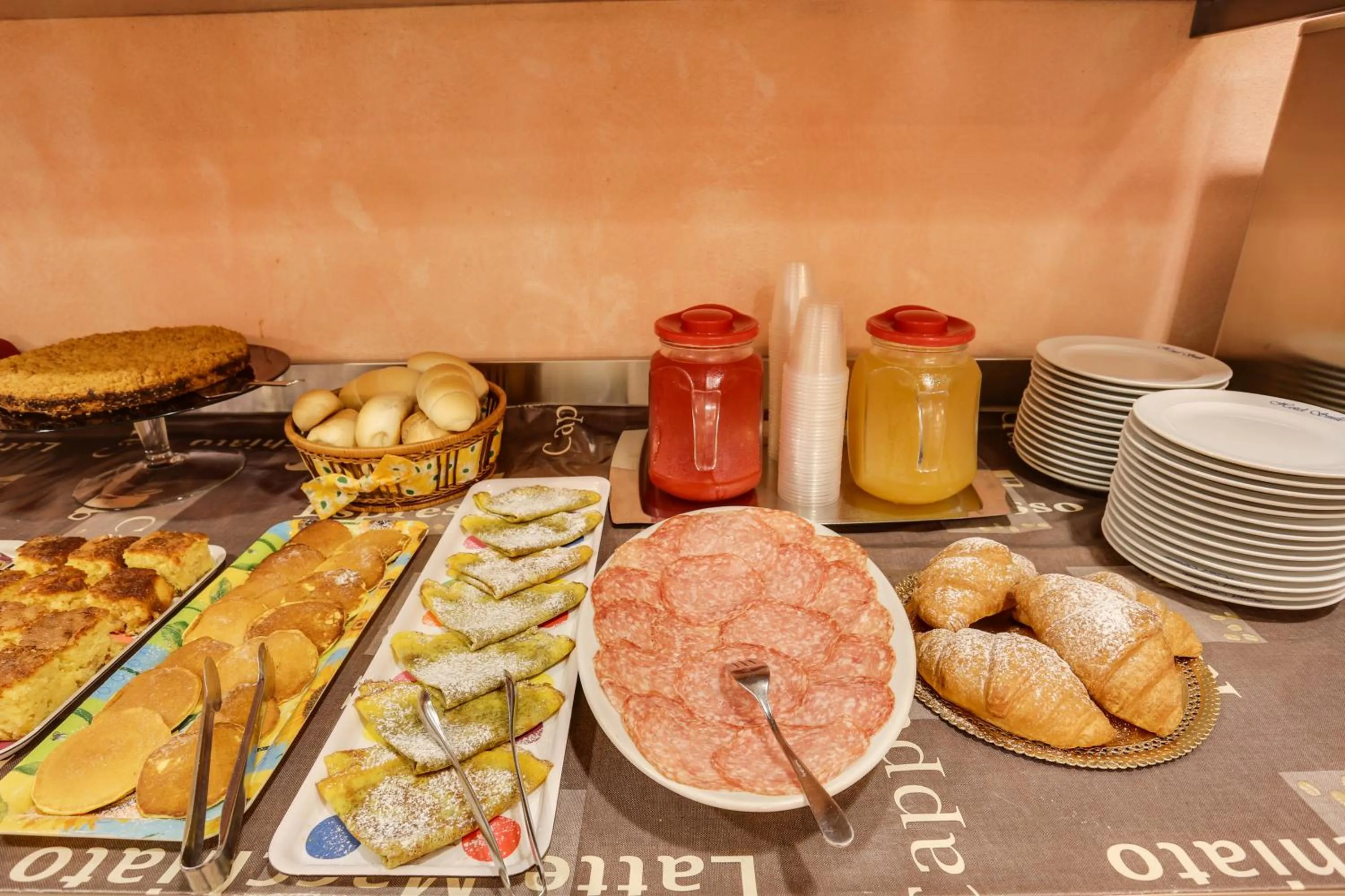 Buffet breakfast in Hotel Smile