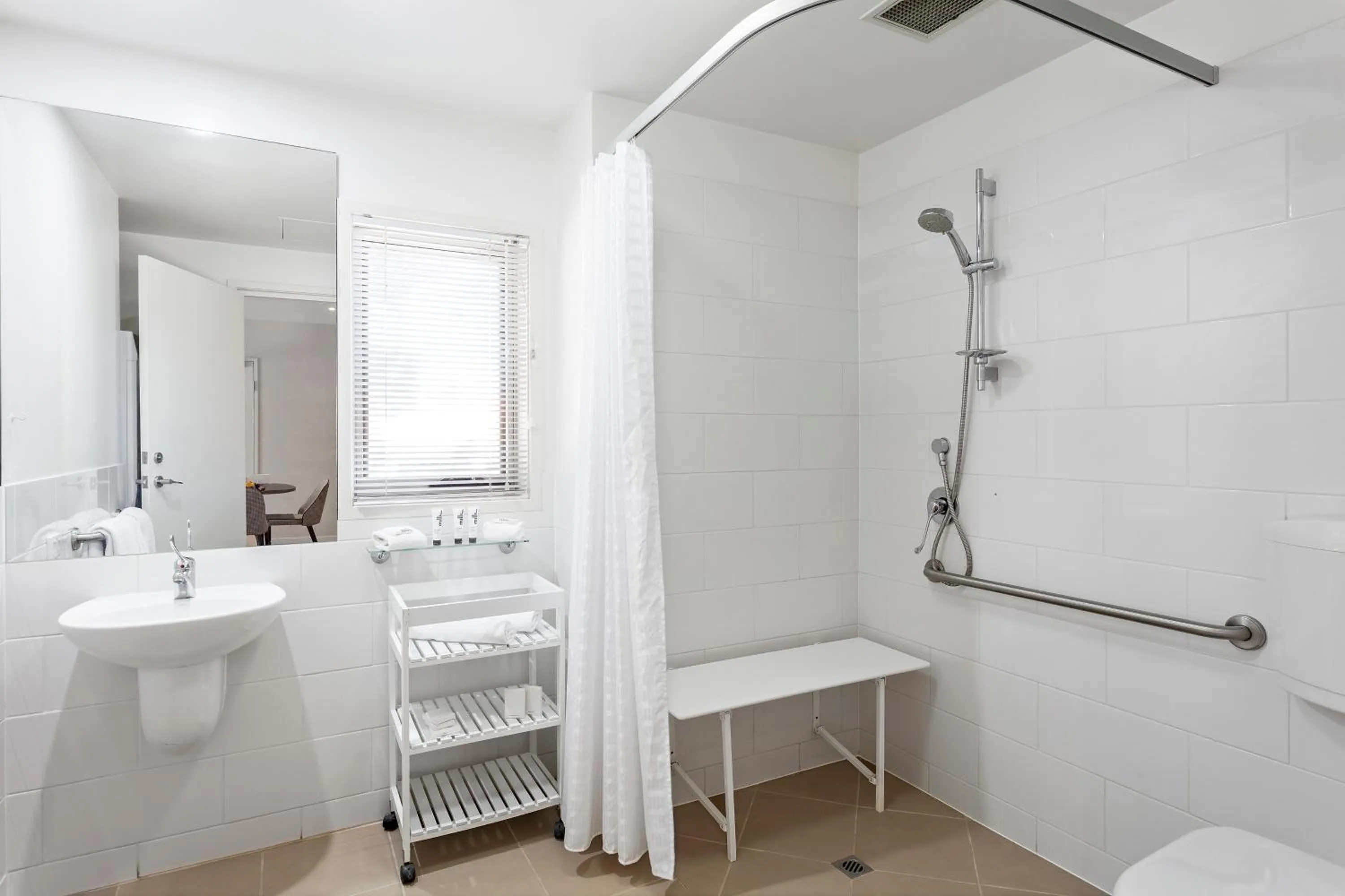 Shower in Quest Echuca