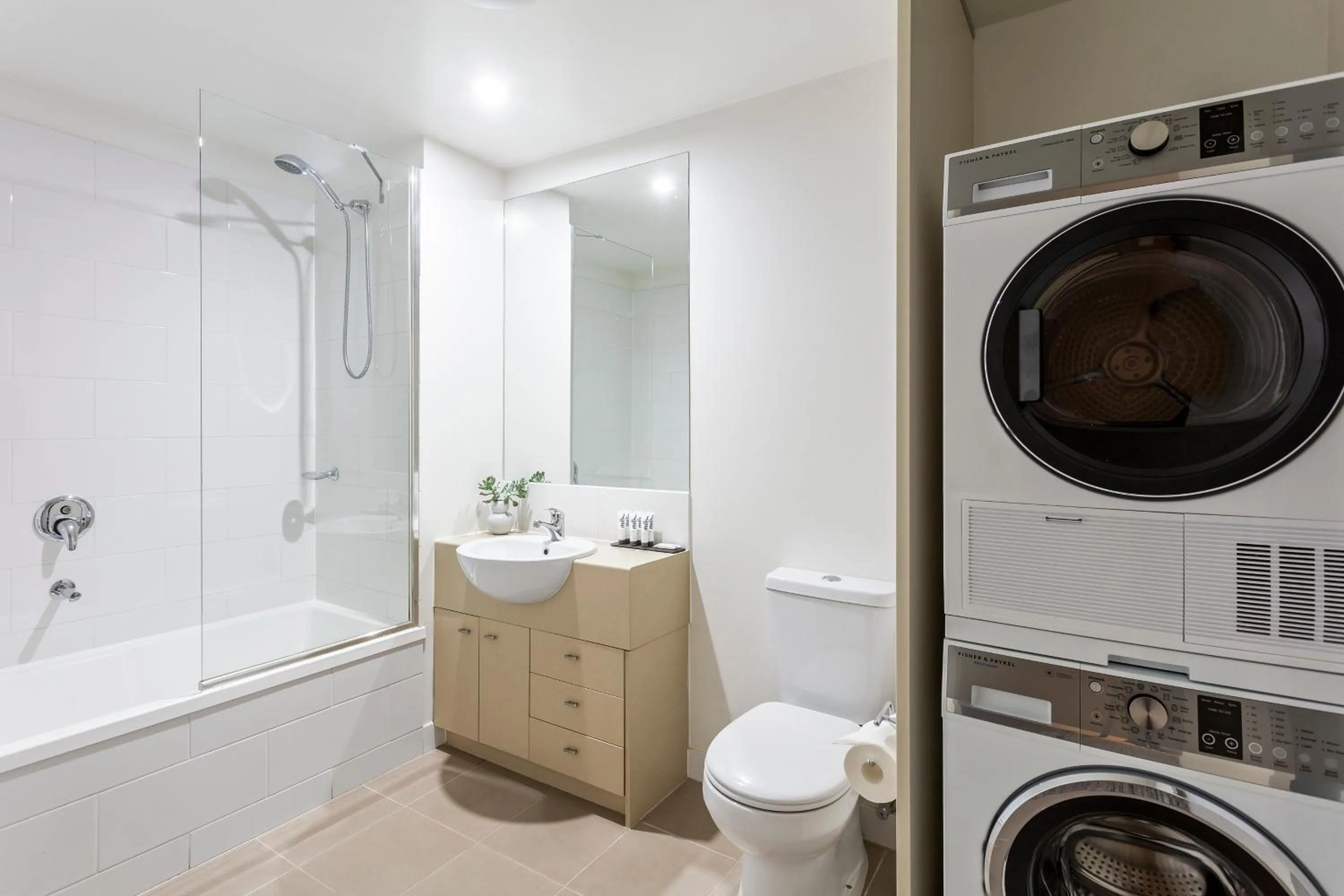 Shower in Quest Echuca