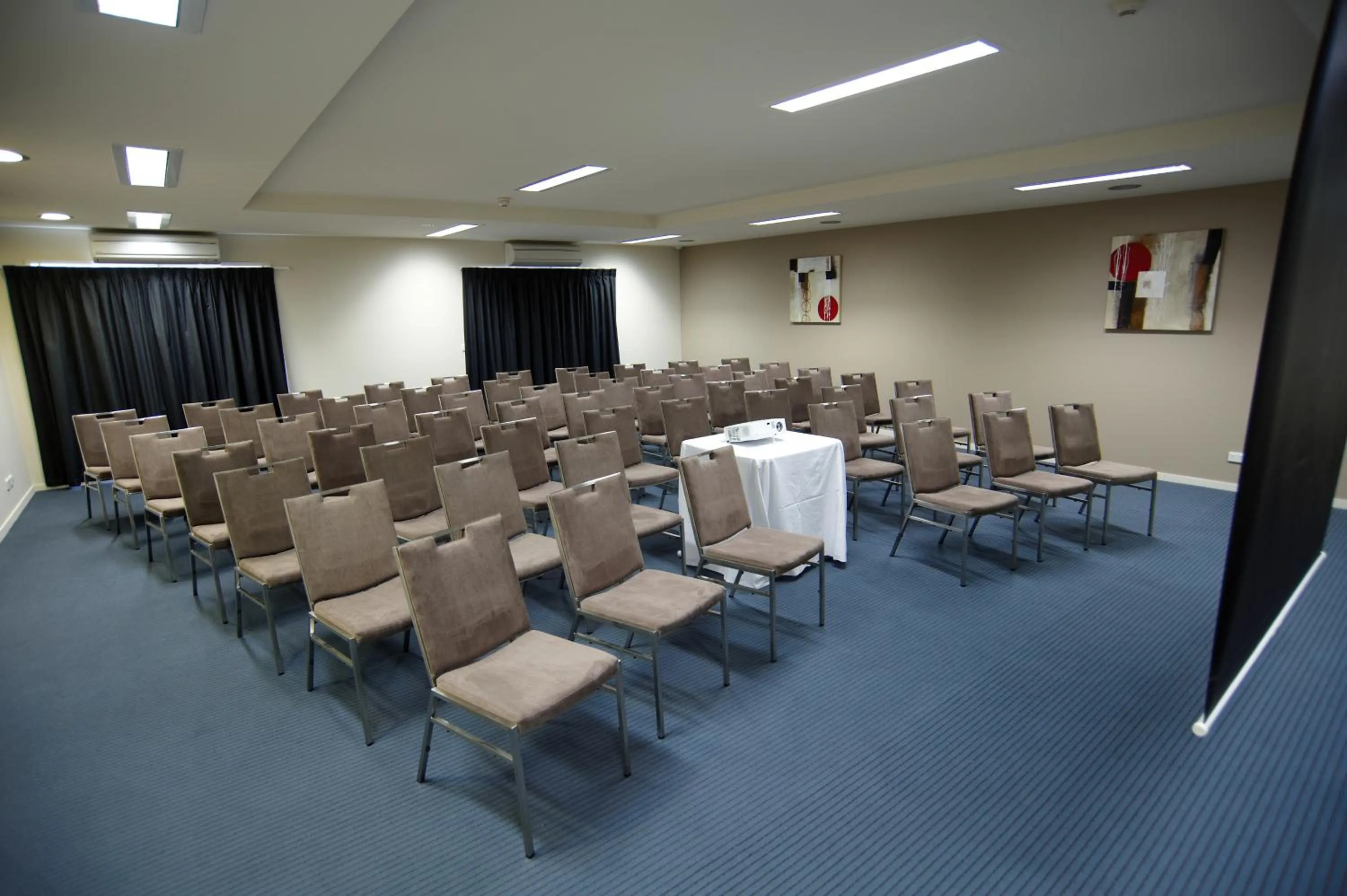 Business facilities in Quest Shepparton