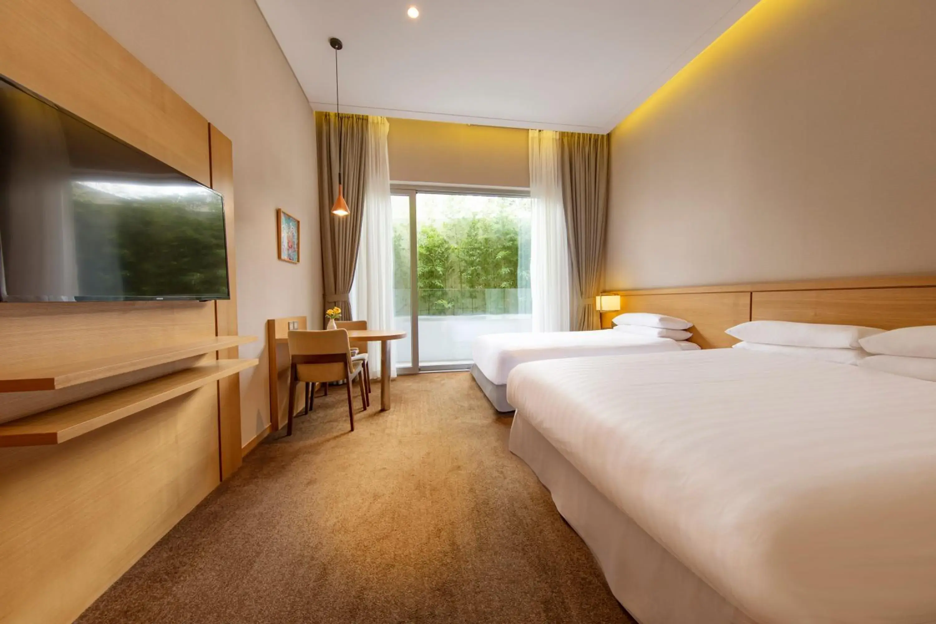 Bed in Hidden Cliff Hotel and Nature Bed in Hidden Cliff Hotel and Nature