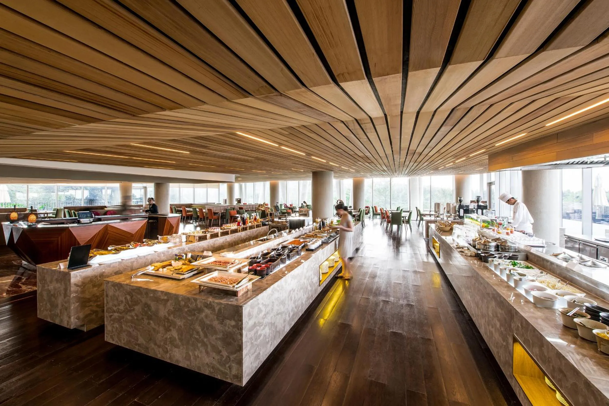 Restaurant/places to eat in Hidden Cliff Hotel and Nature