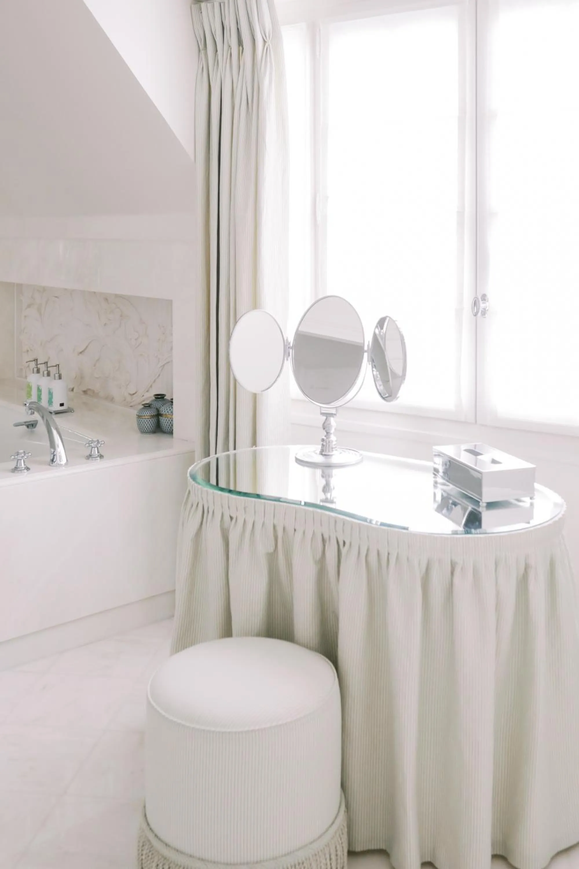 Bathroom in Le Bristol Paris, Oetker Hotels