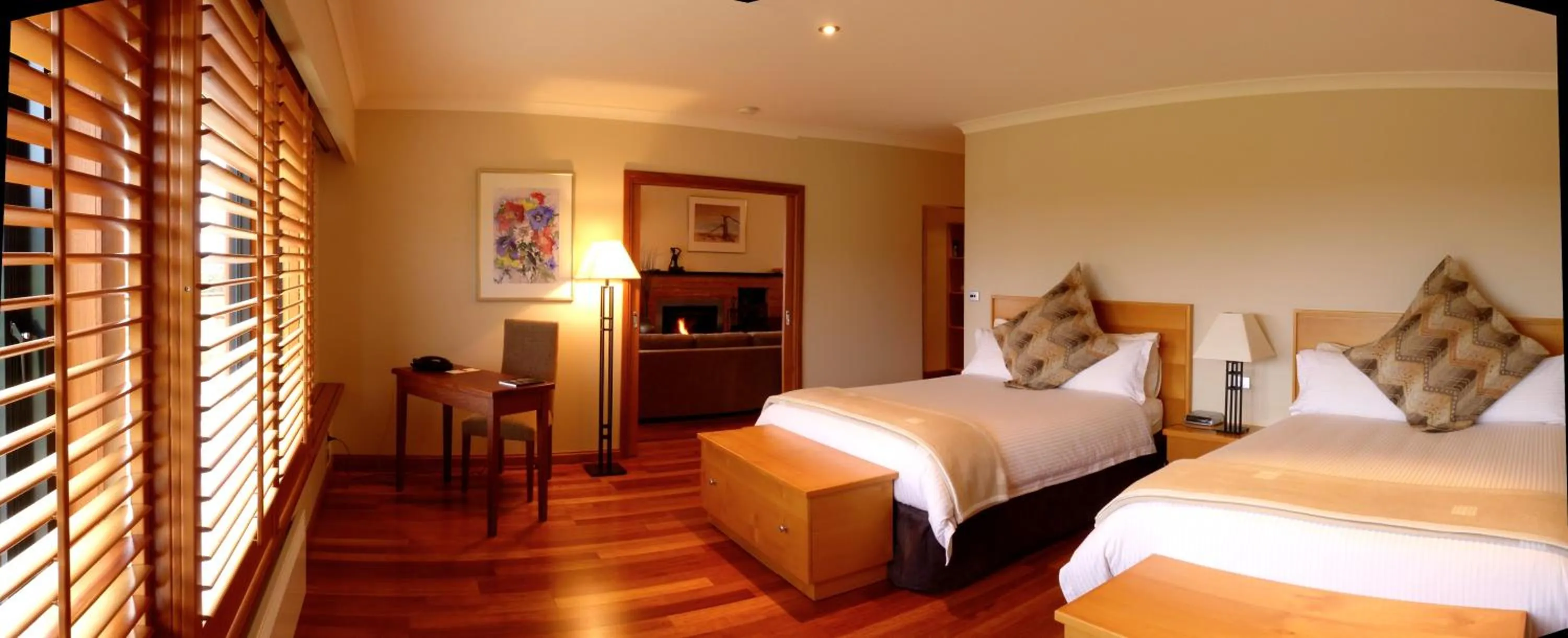 Bedroom, Bed in Meringa Springs