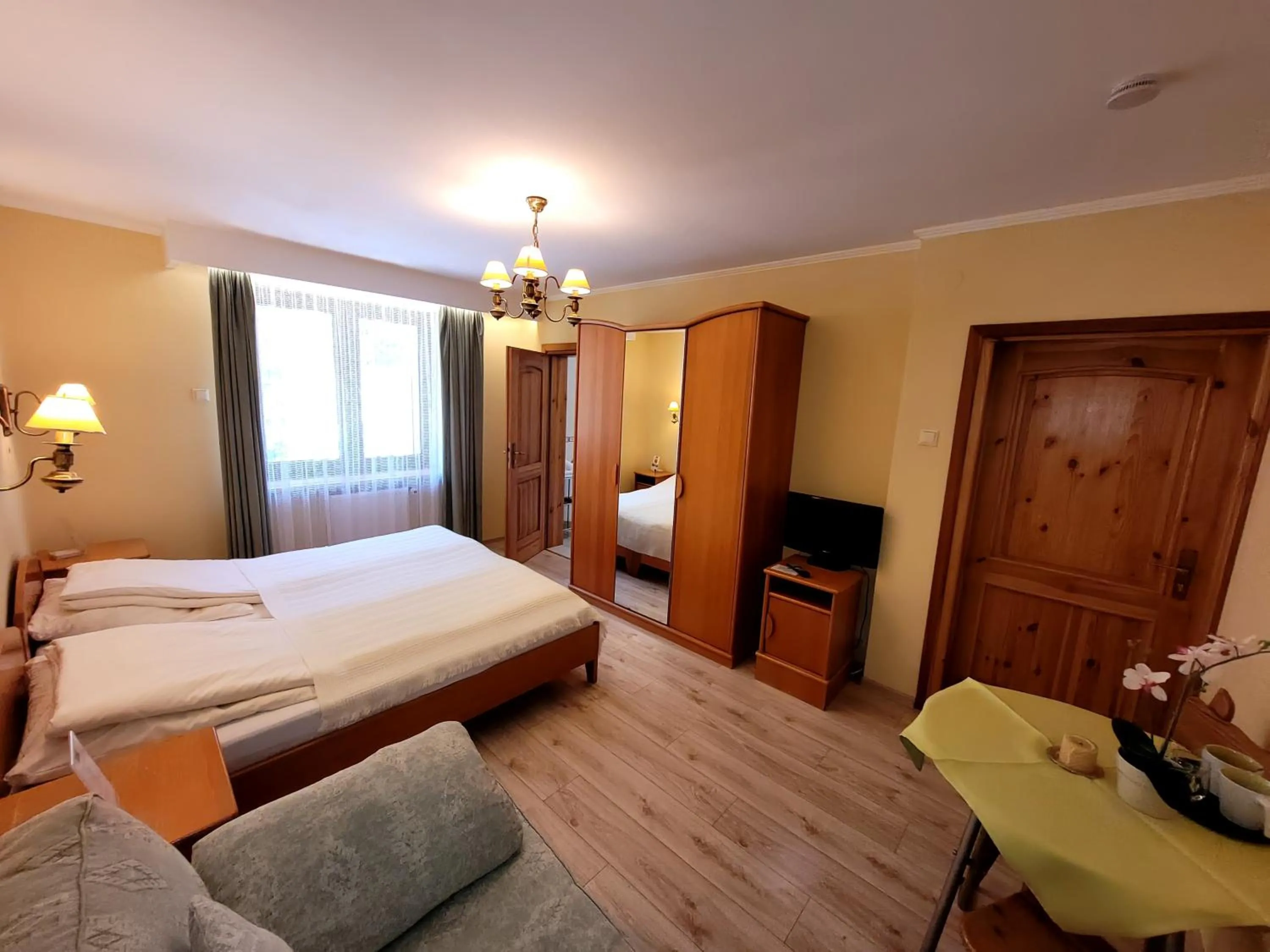 Bed in Rezydencja Leśny Dwór