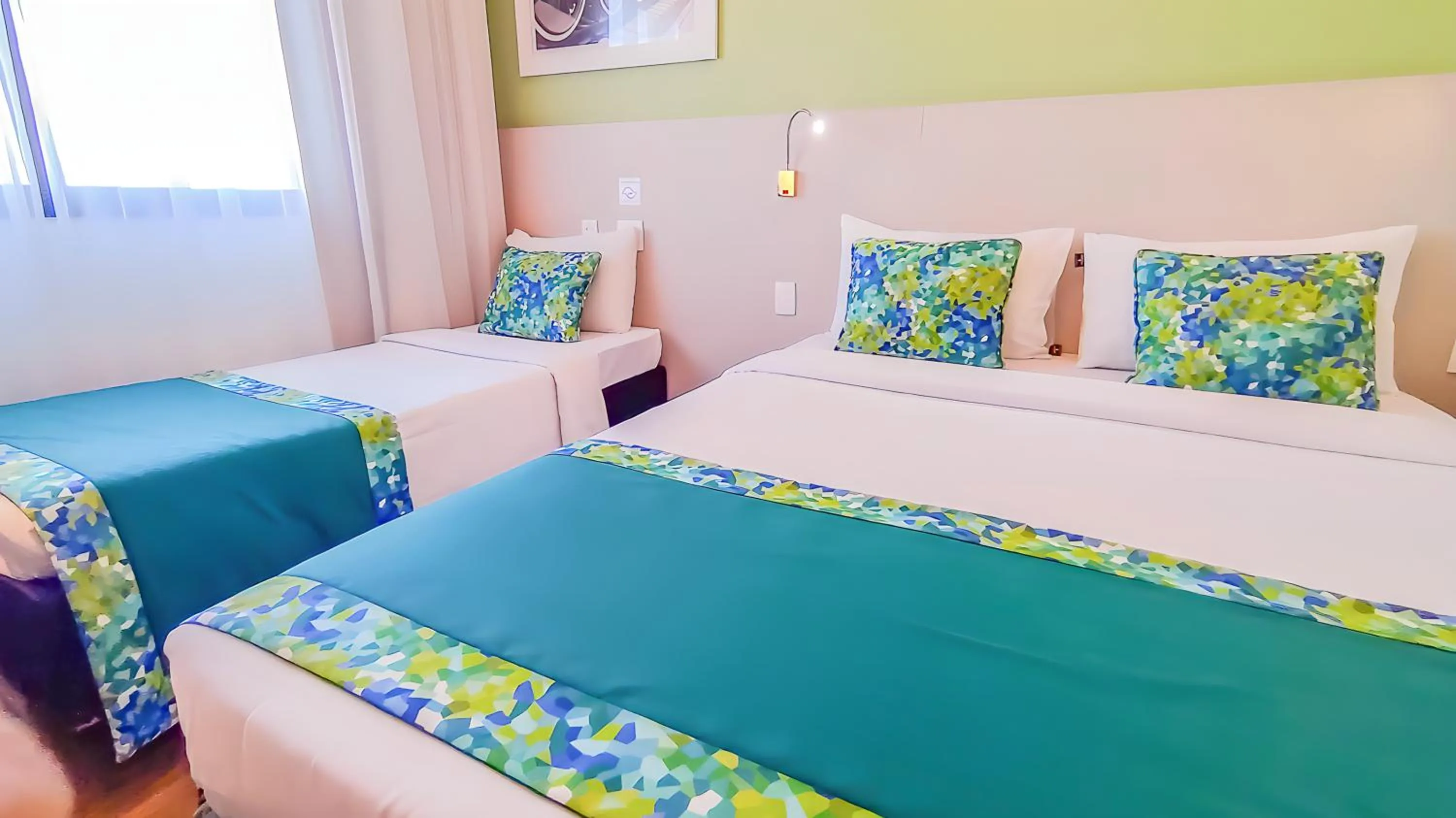 Bed in Blue Tree Towers Valinhos