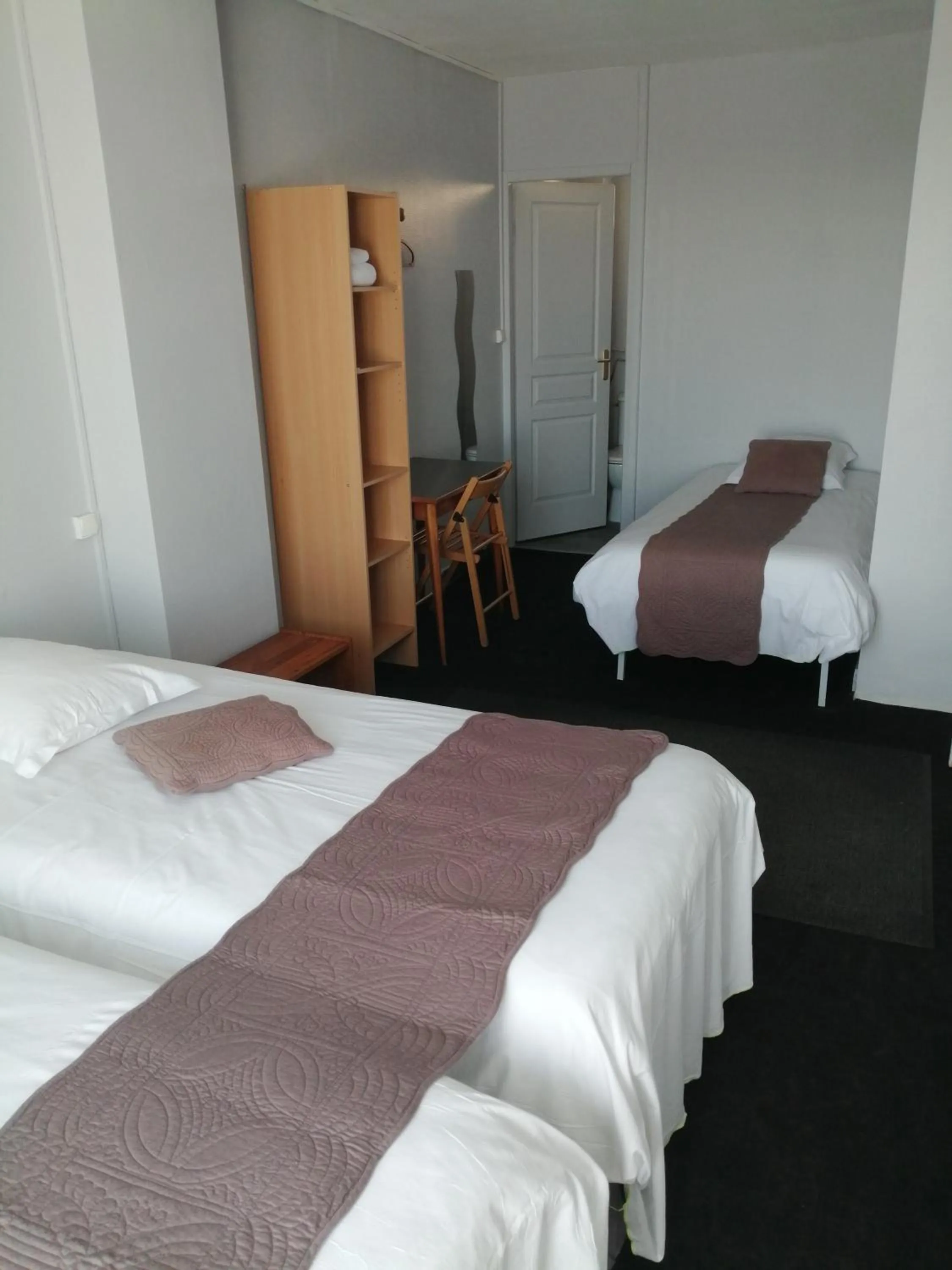 Bed in Hotel d'Orléans