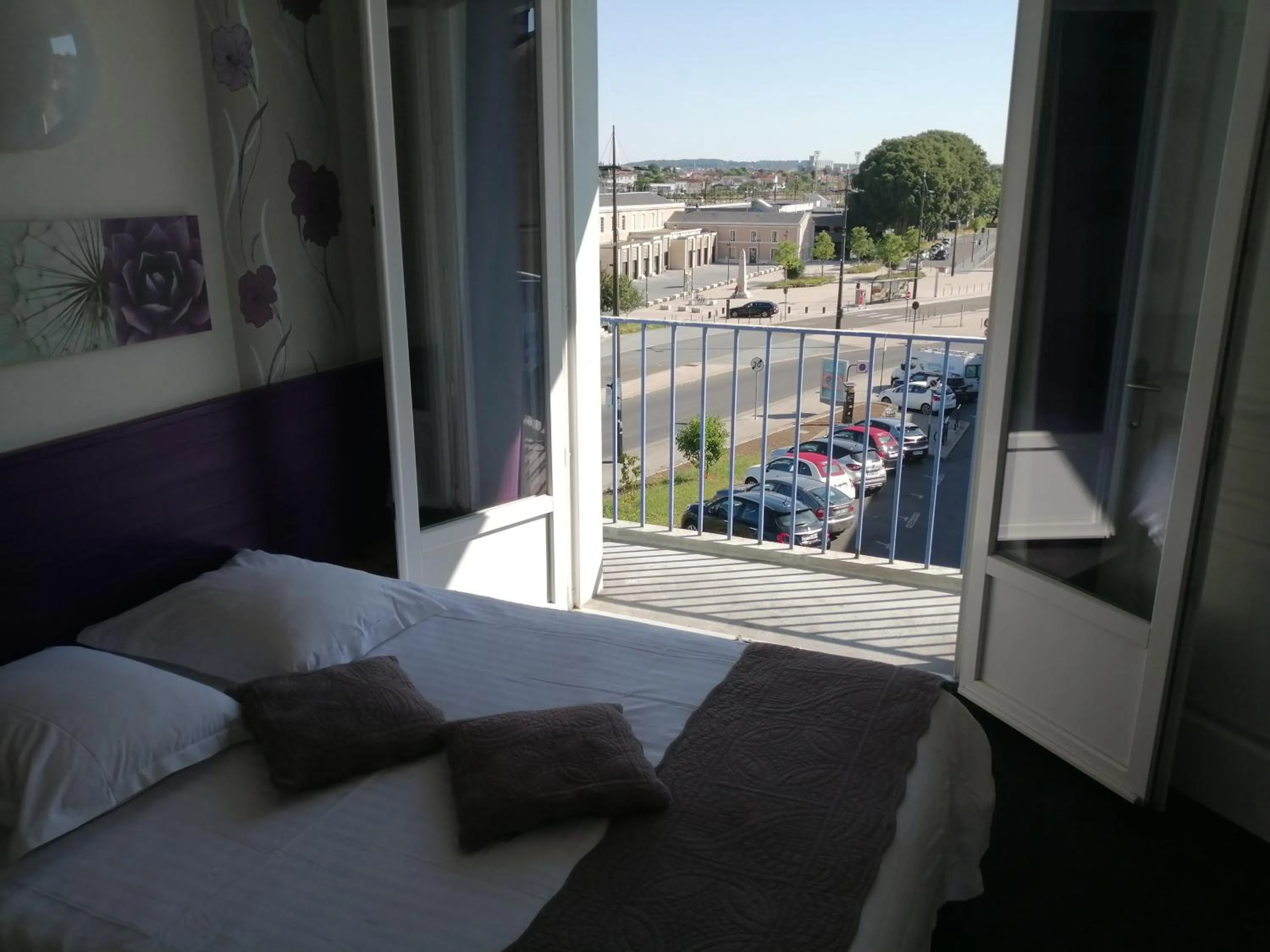 Bed in Hotel d'Orléans