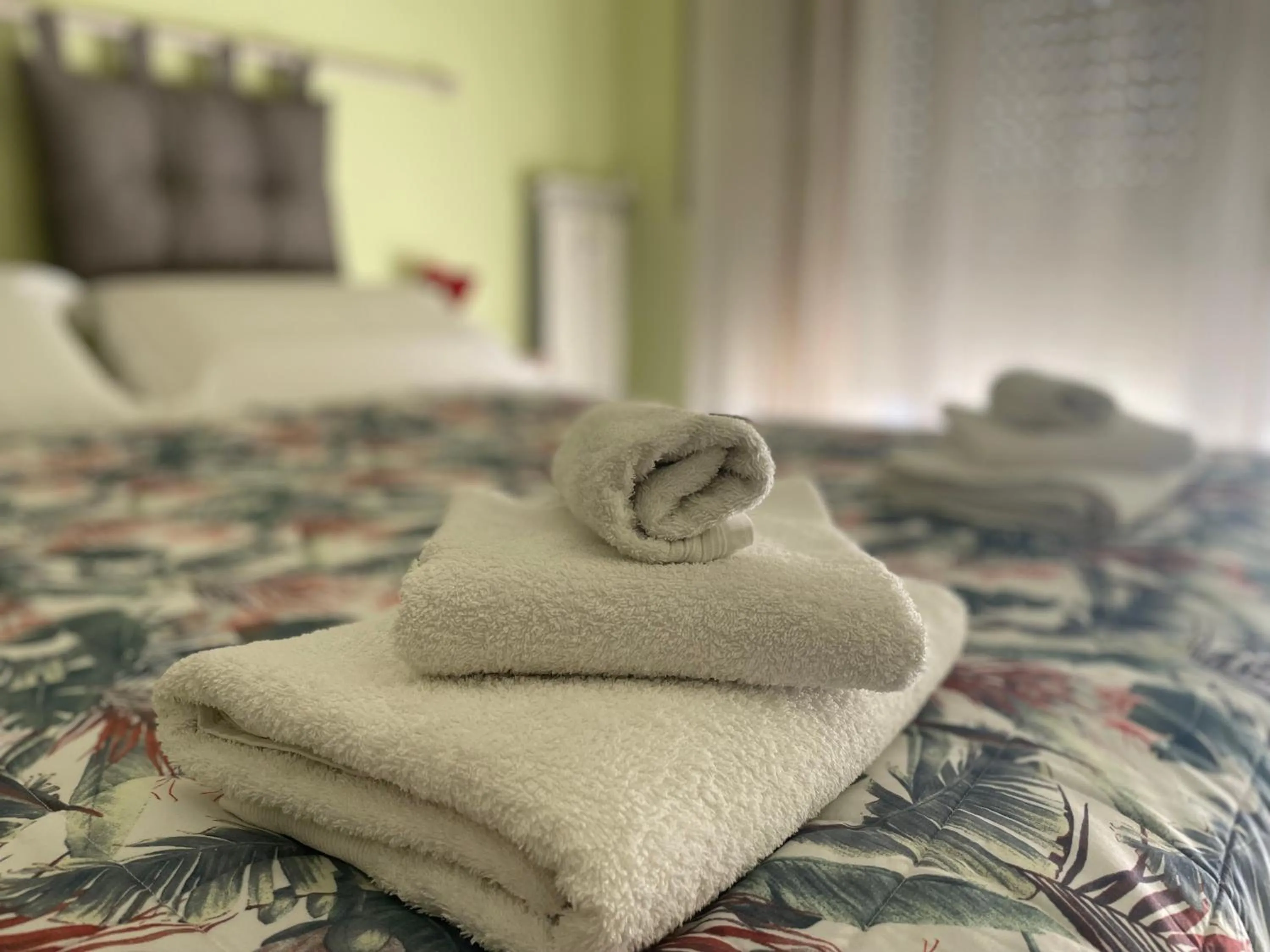 Bed in Cavour16 rent bedrooms