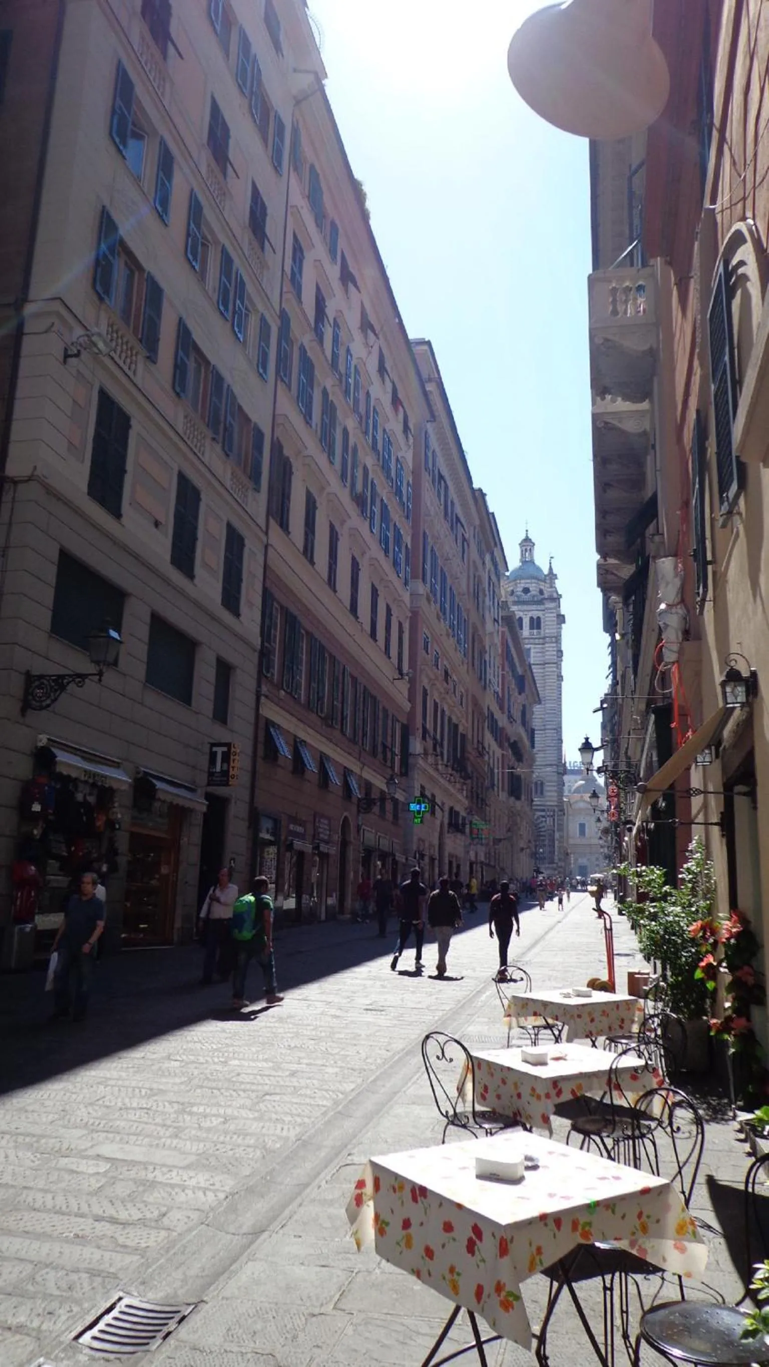 Property building in Cavour16 rent bedrooms