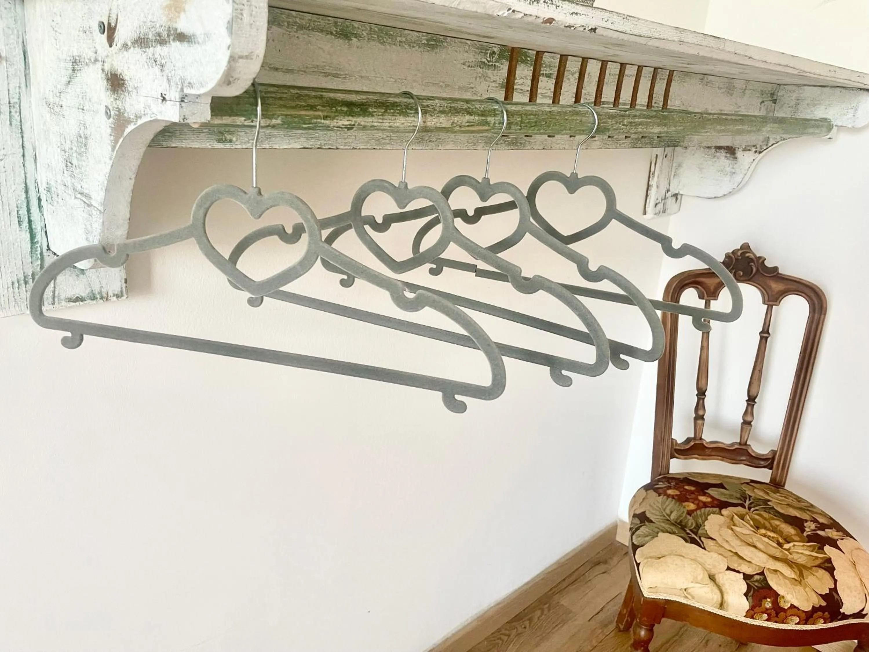 Cavour16 rent bedrooms