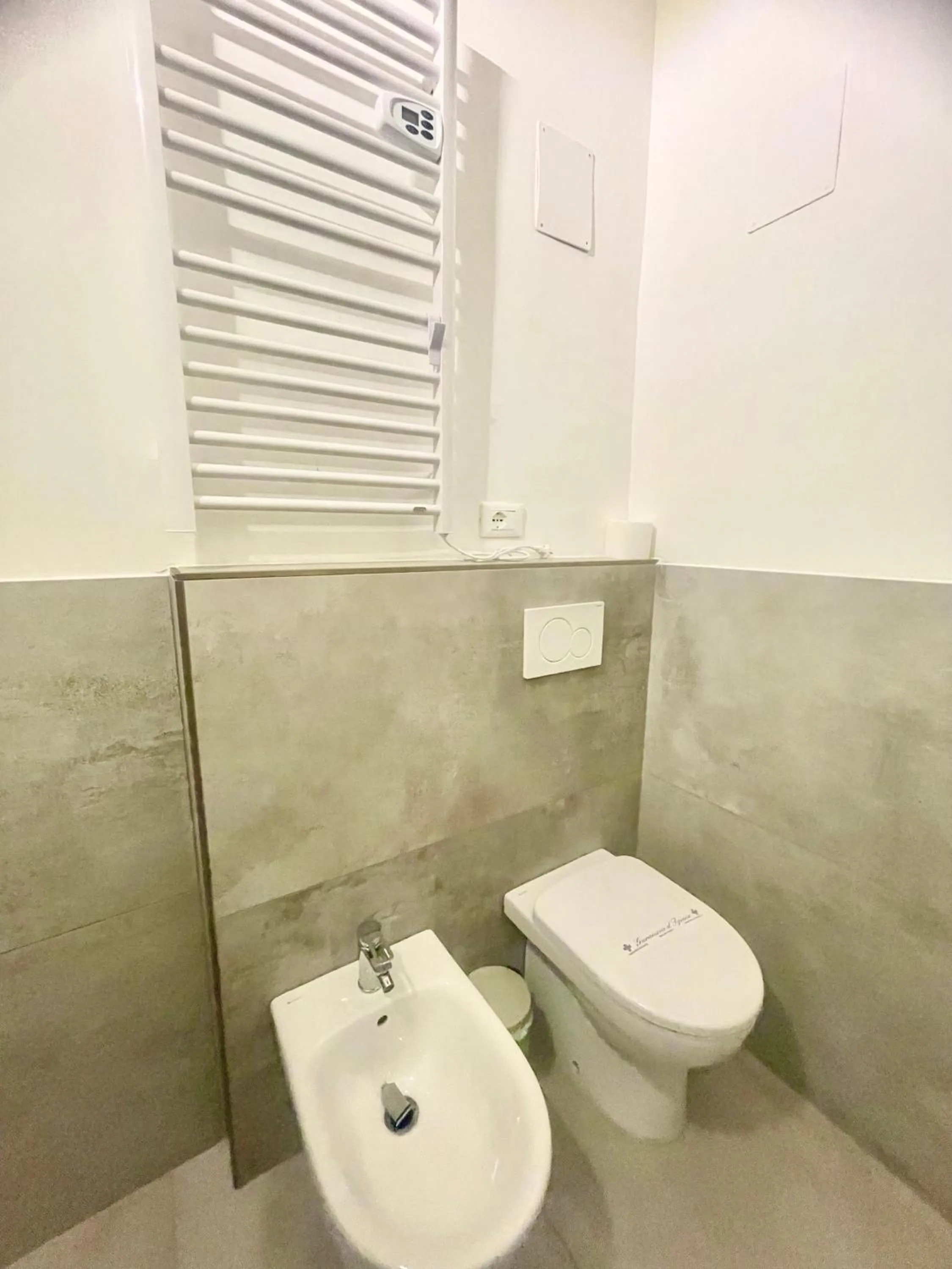 Cavour16 rent bedrooms