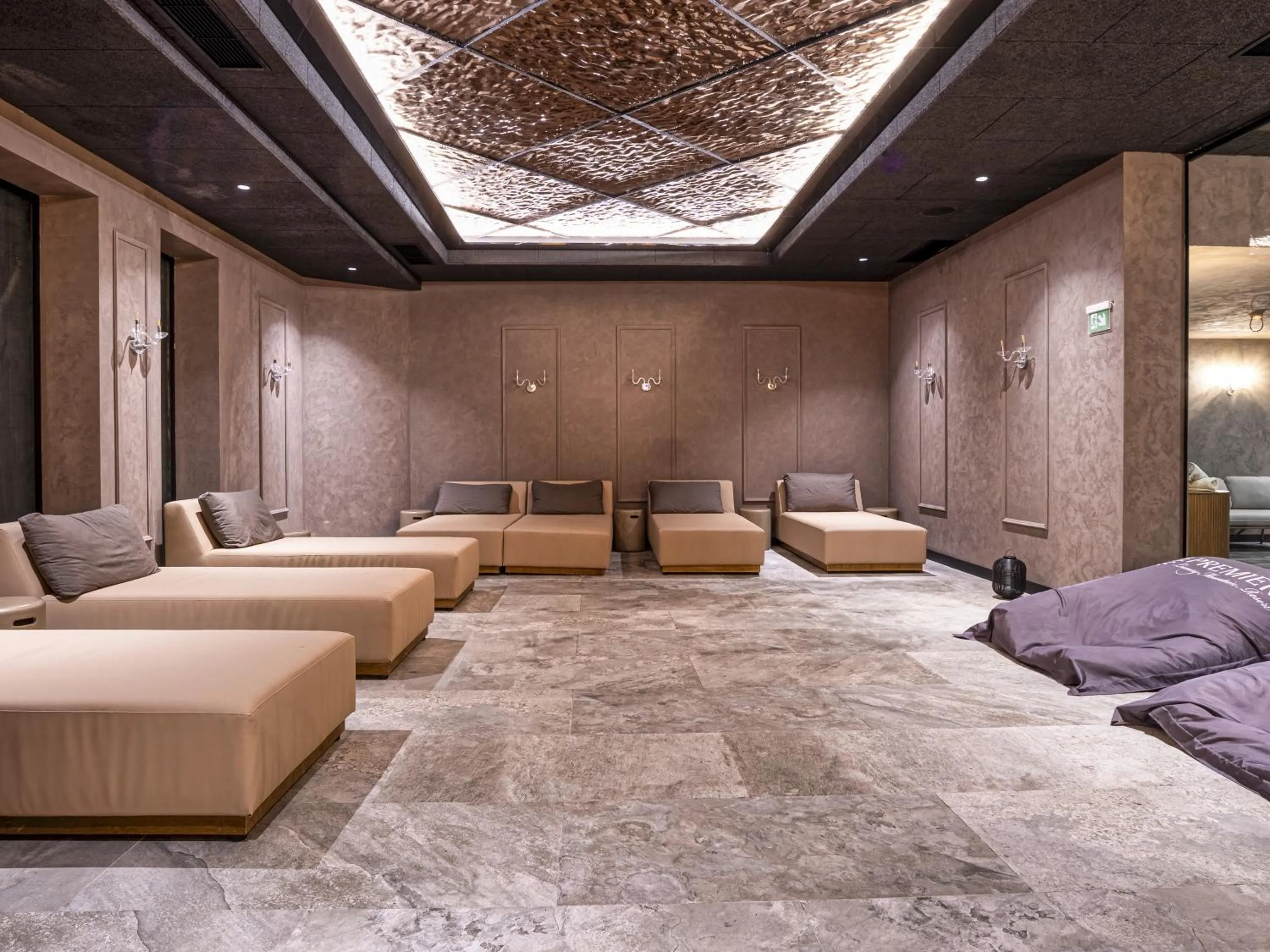 Premier Luxury Mountain Resort