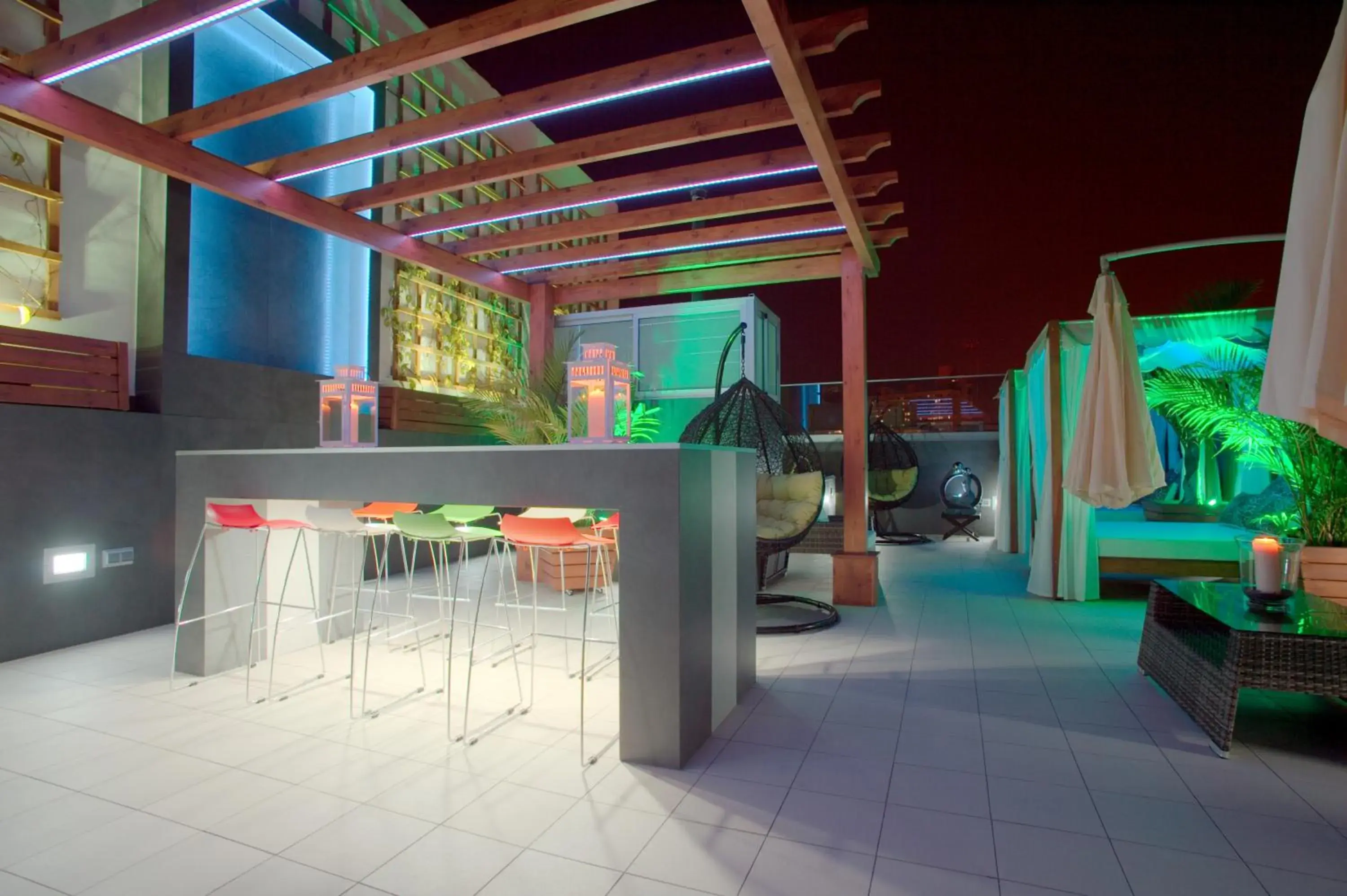 Property building in Valentina Beach Property building in Valentina Beach