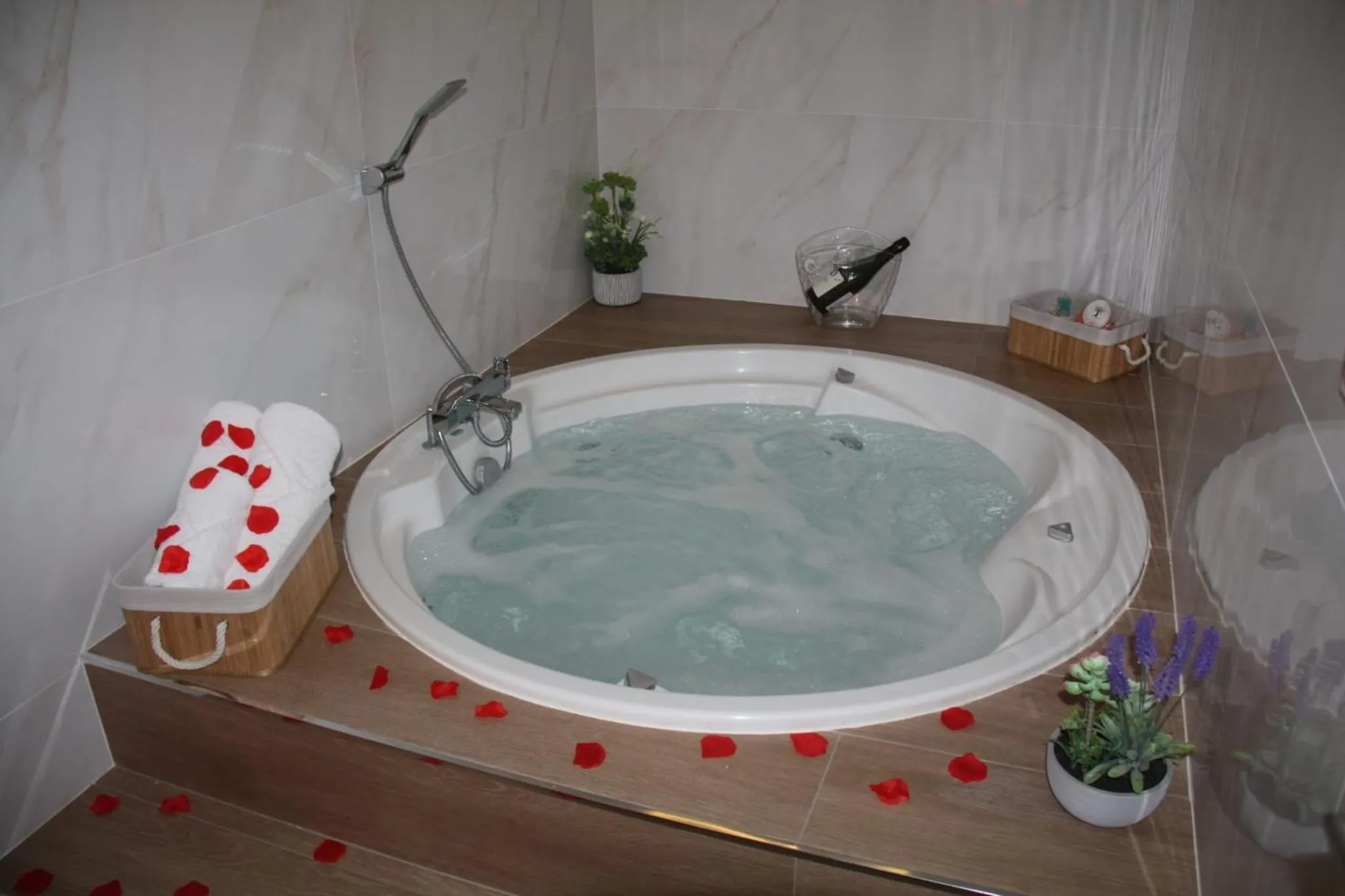 Hot Tub in Hacienda Guadalquivir