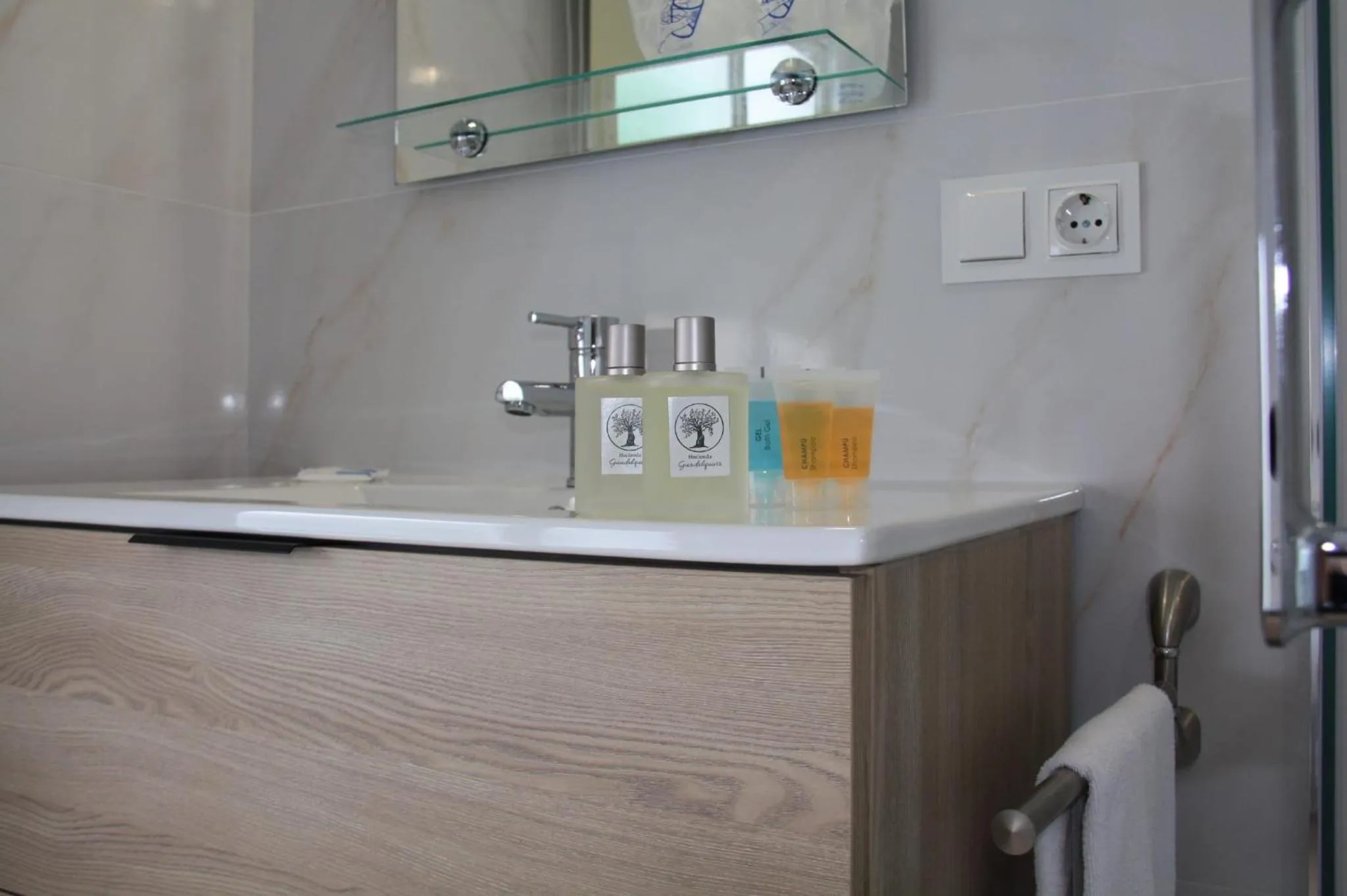 Bathroom in Hacienda Guadalquivir