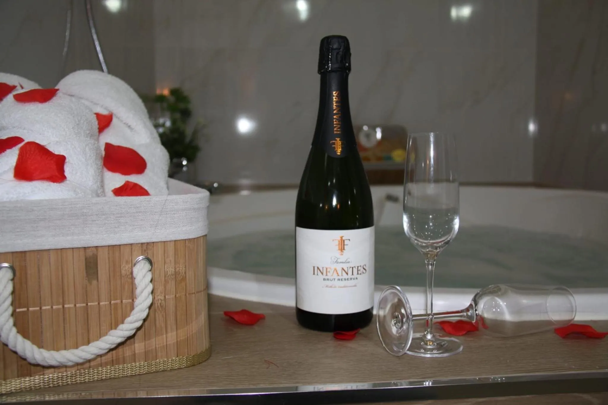 Hot Tub in Hacienda Guadalquivir