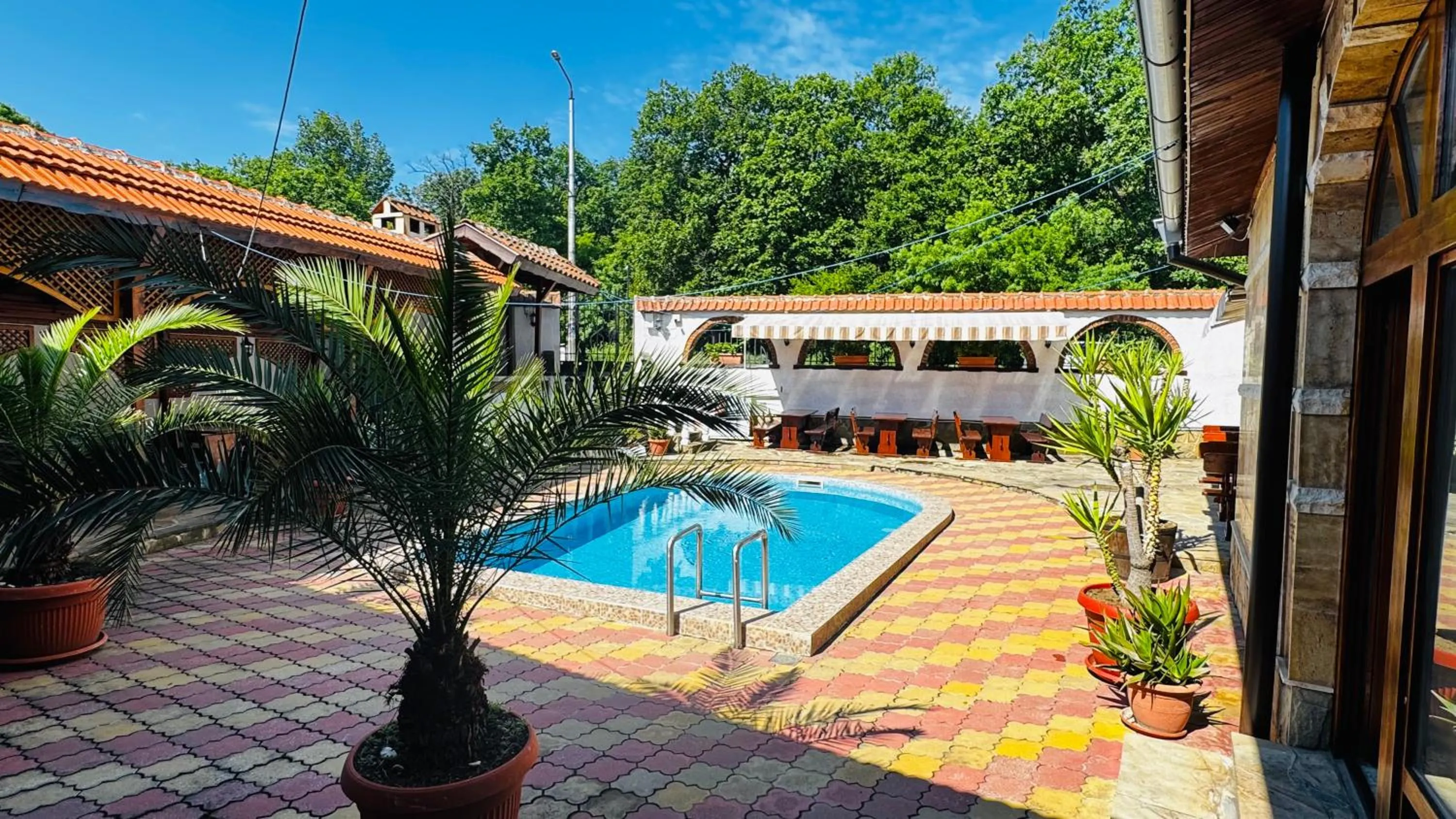 Hotel Eos