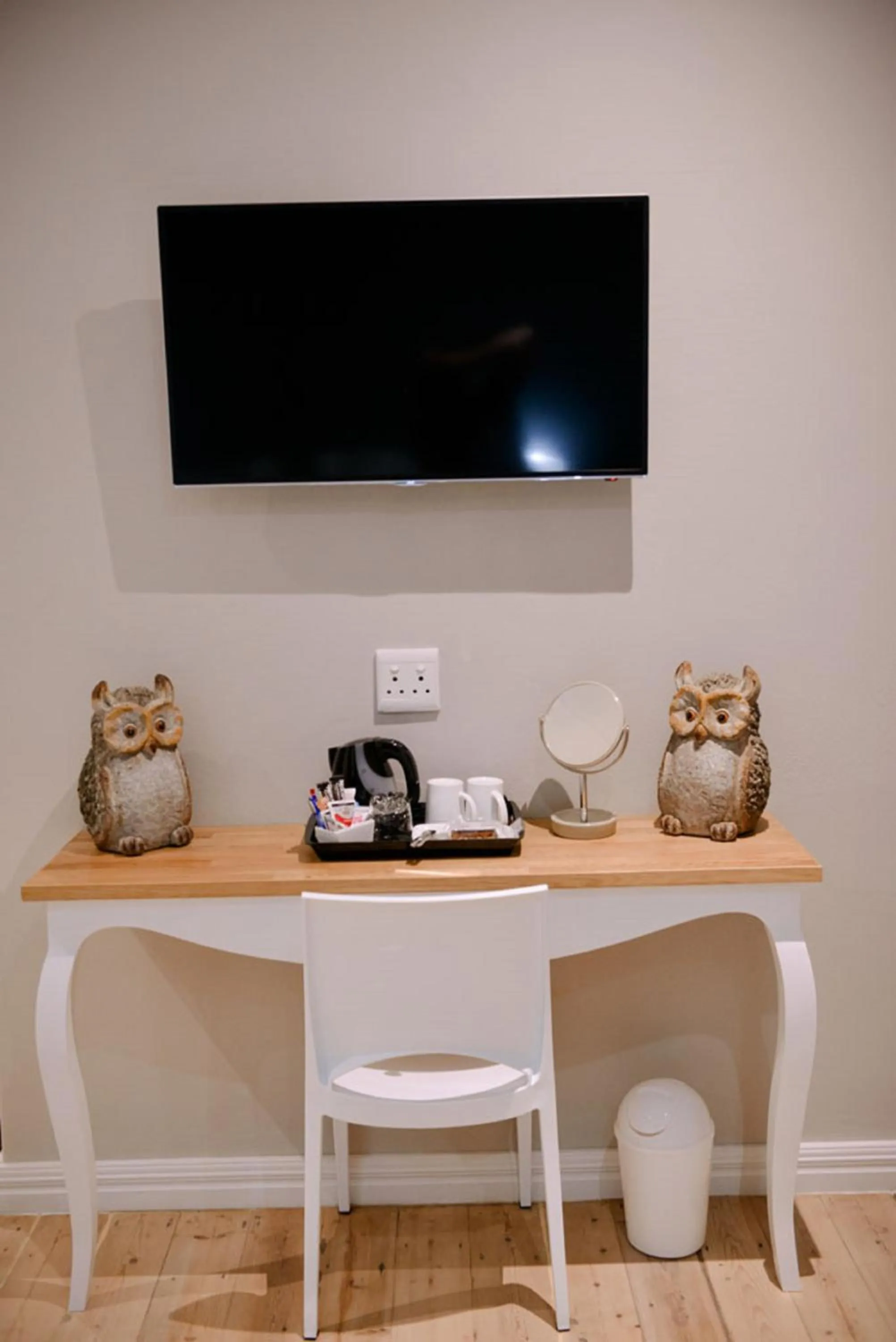 Mountain view in Two Fat Owls Guesthouse