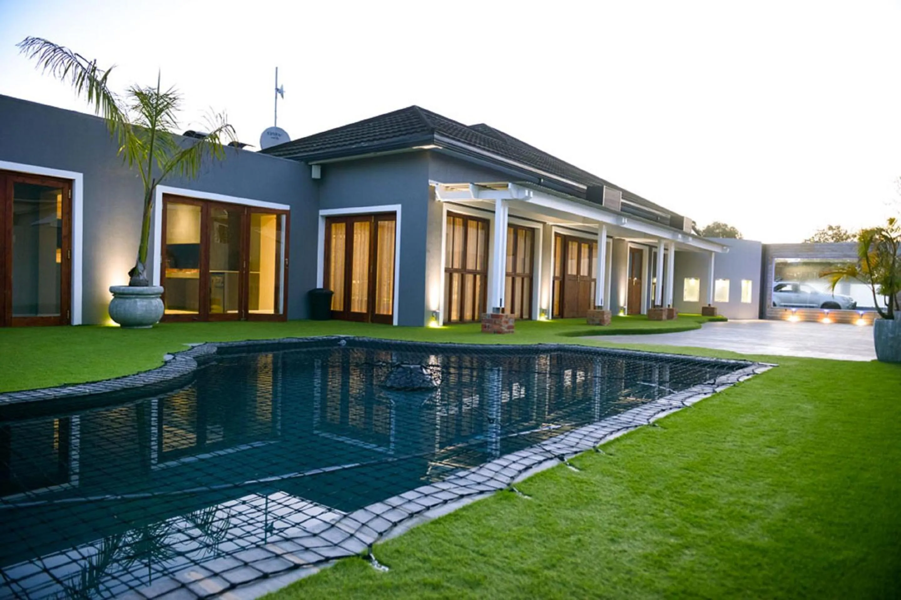 Property building in Two Fat Owls Guesthouse