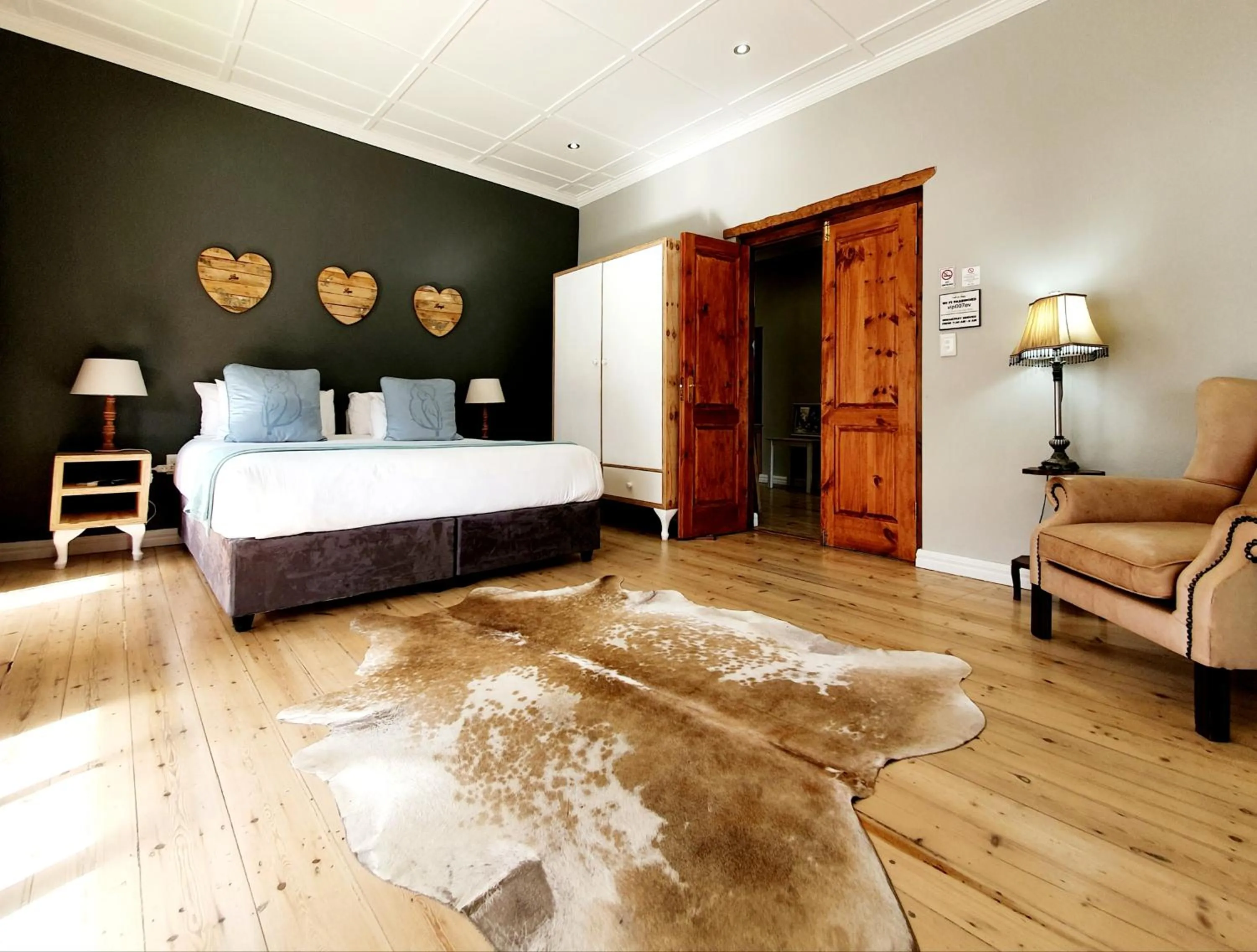 Bed in Two Fat Owls Guesthouse