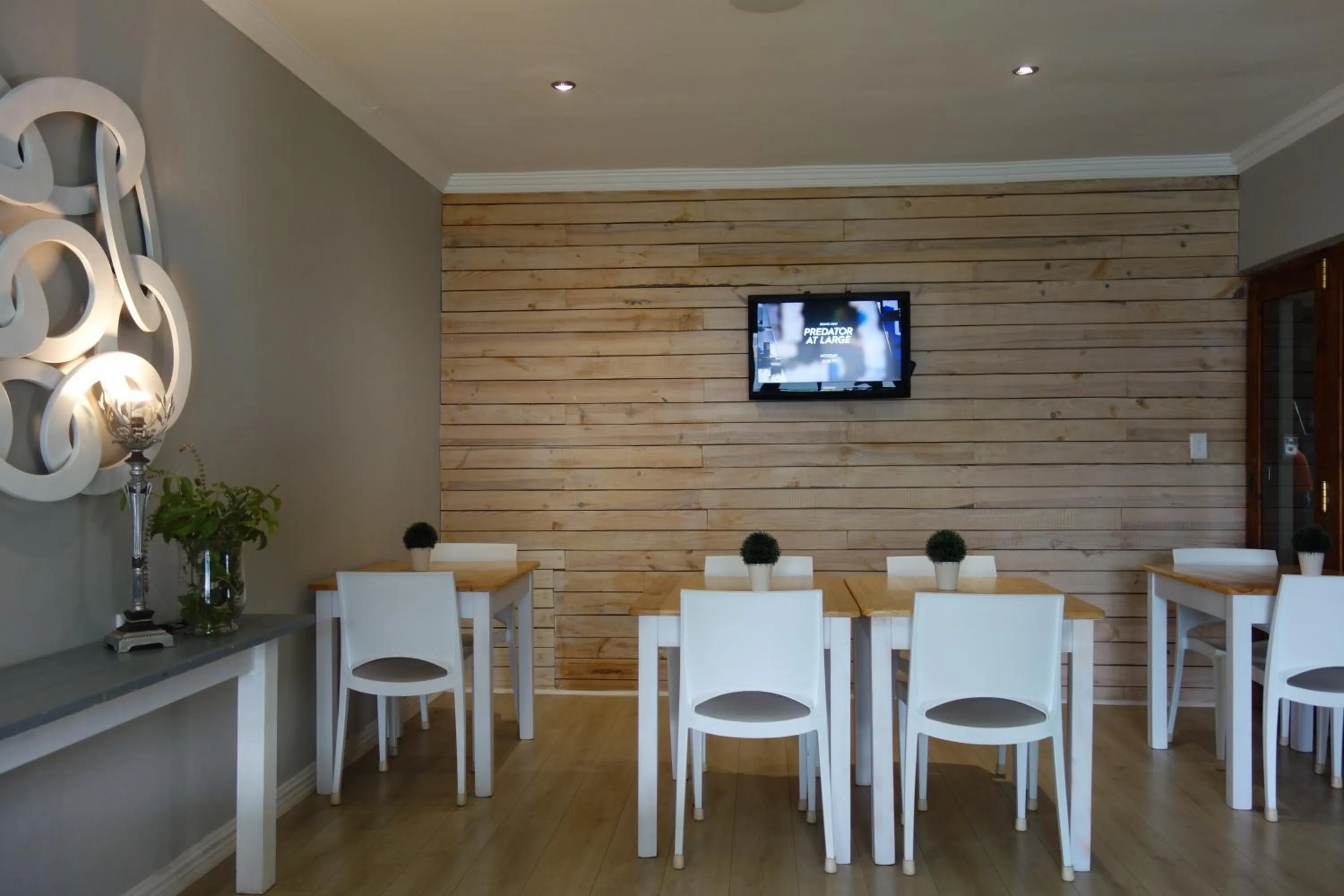 Coffee/tea facilities in Two Fat Owls Guesthouse