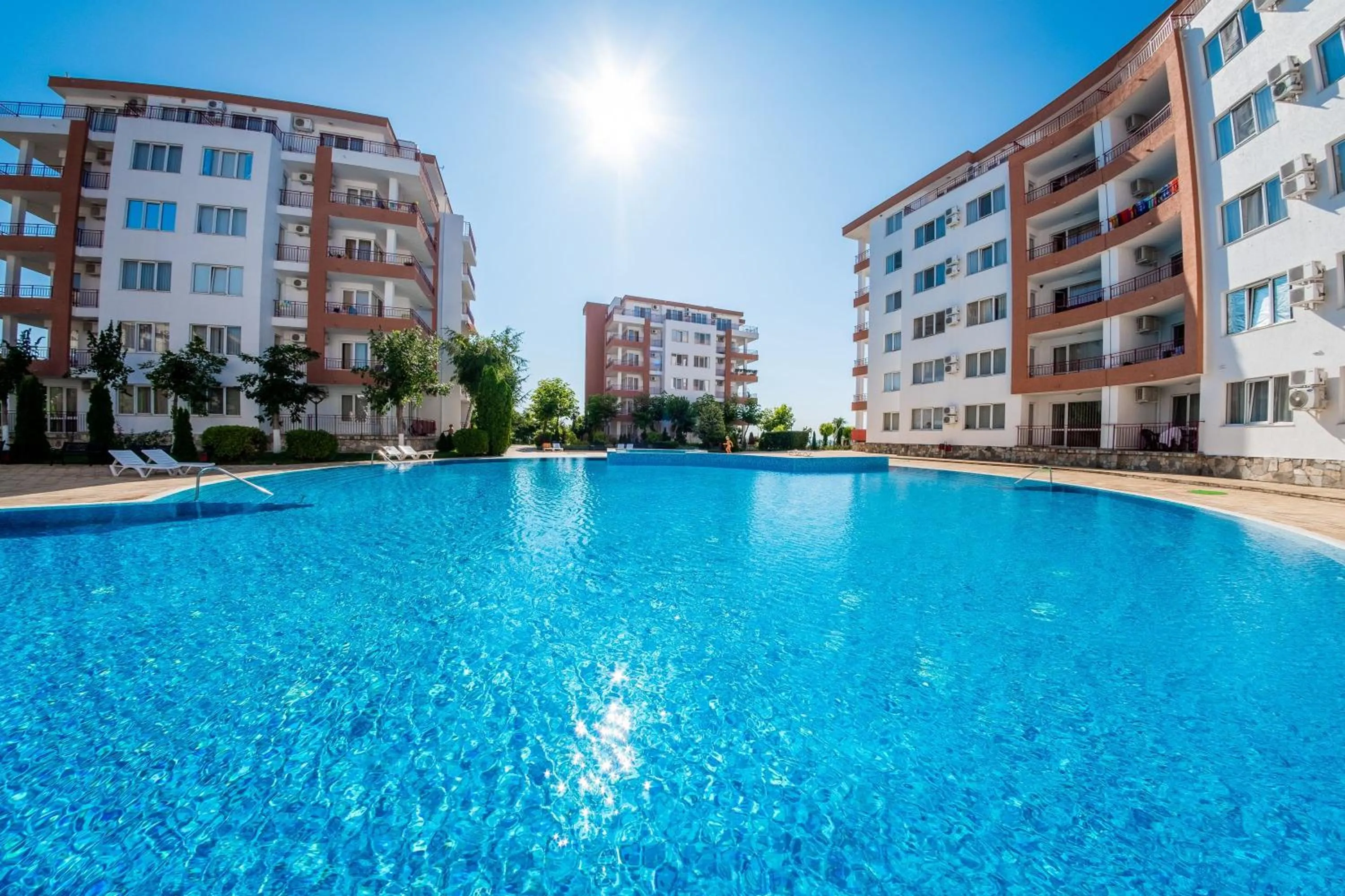 Swimming pool in Riviera Fort Beach Apartments