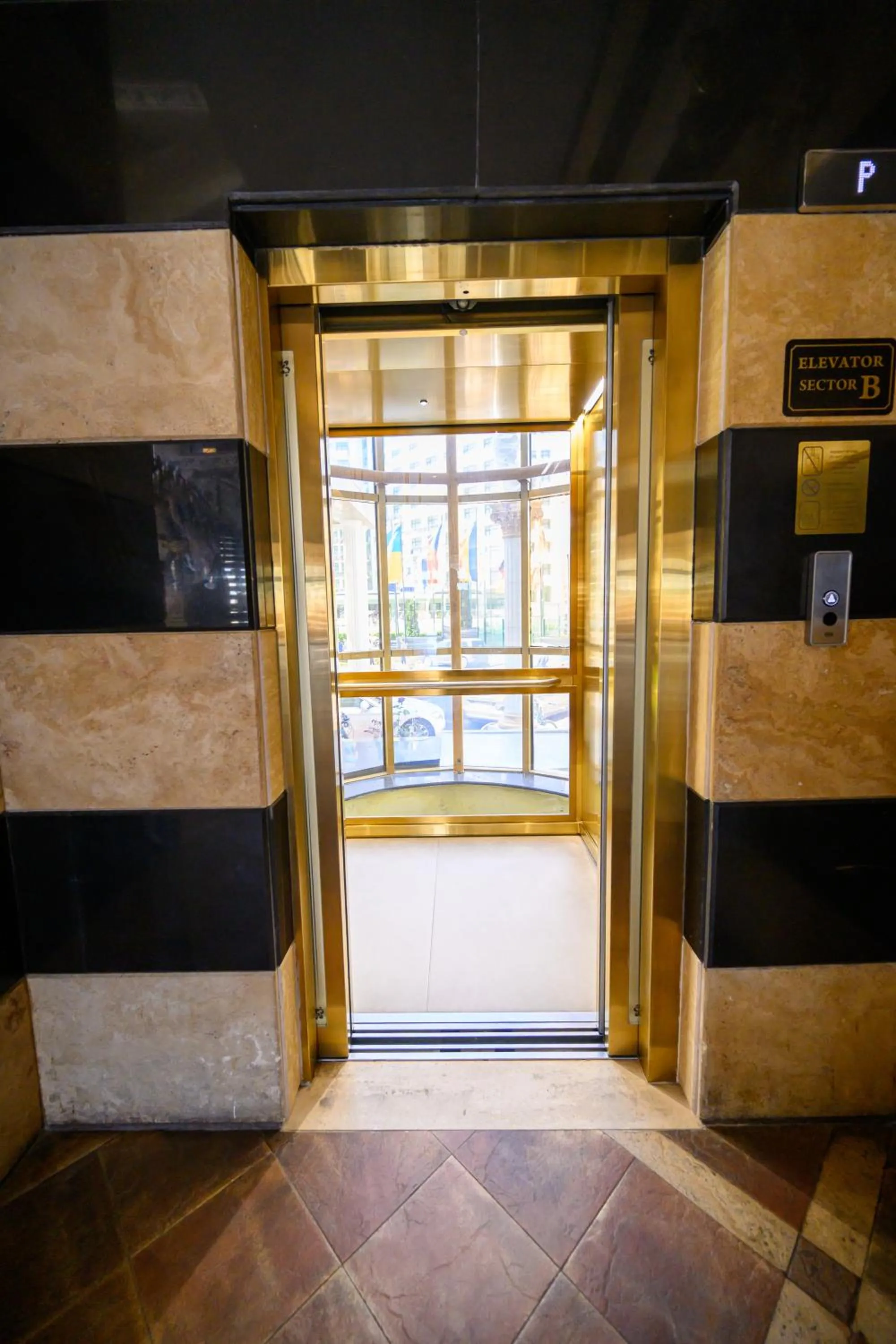 elevator in Imperial Palace Hotel