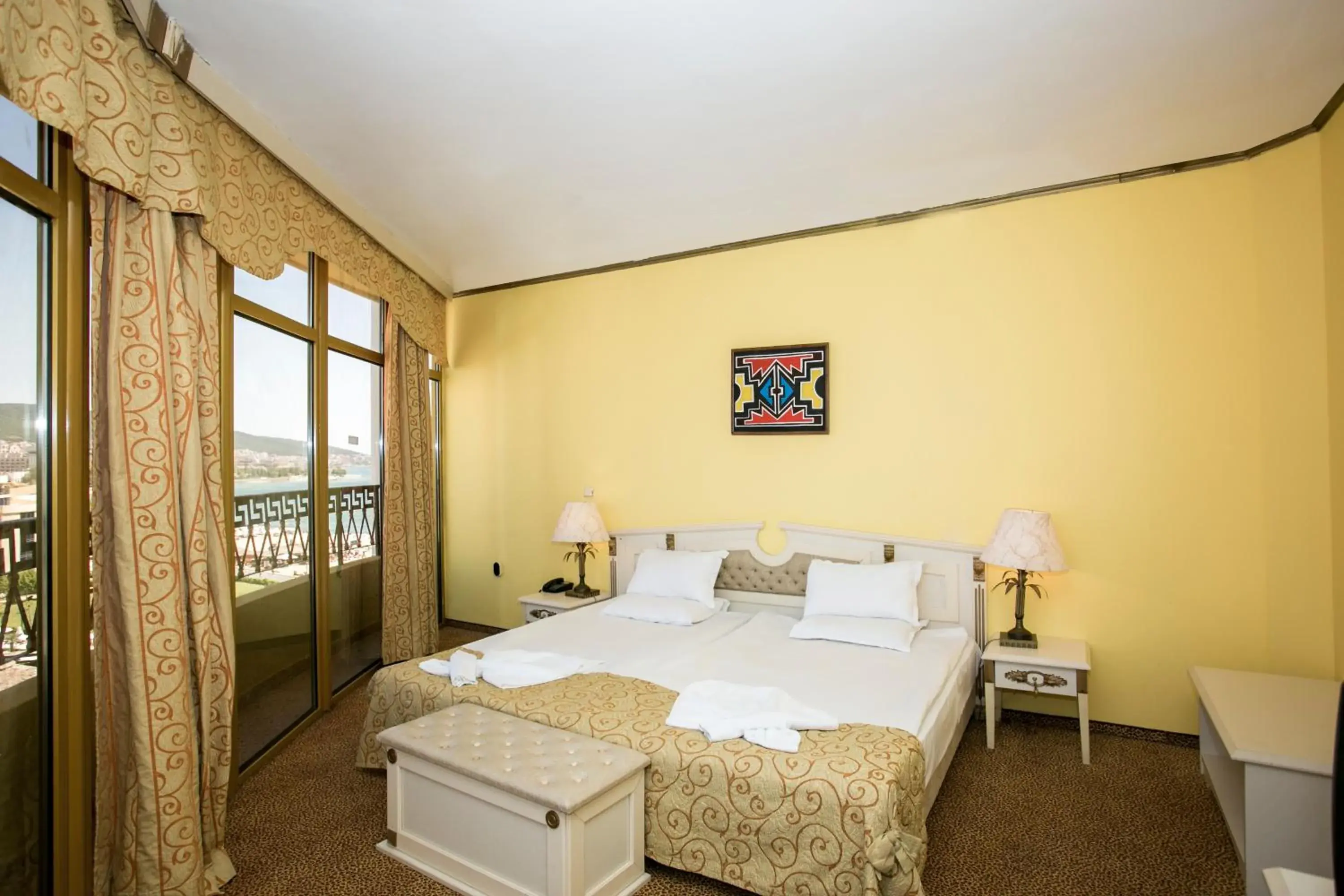 Bed in Imperial Palace Hotel Bed in Imperial Palace Hotel