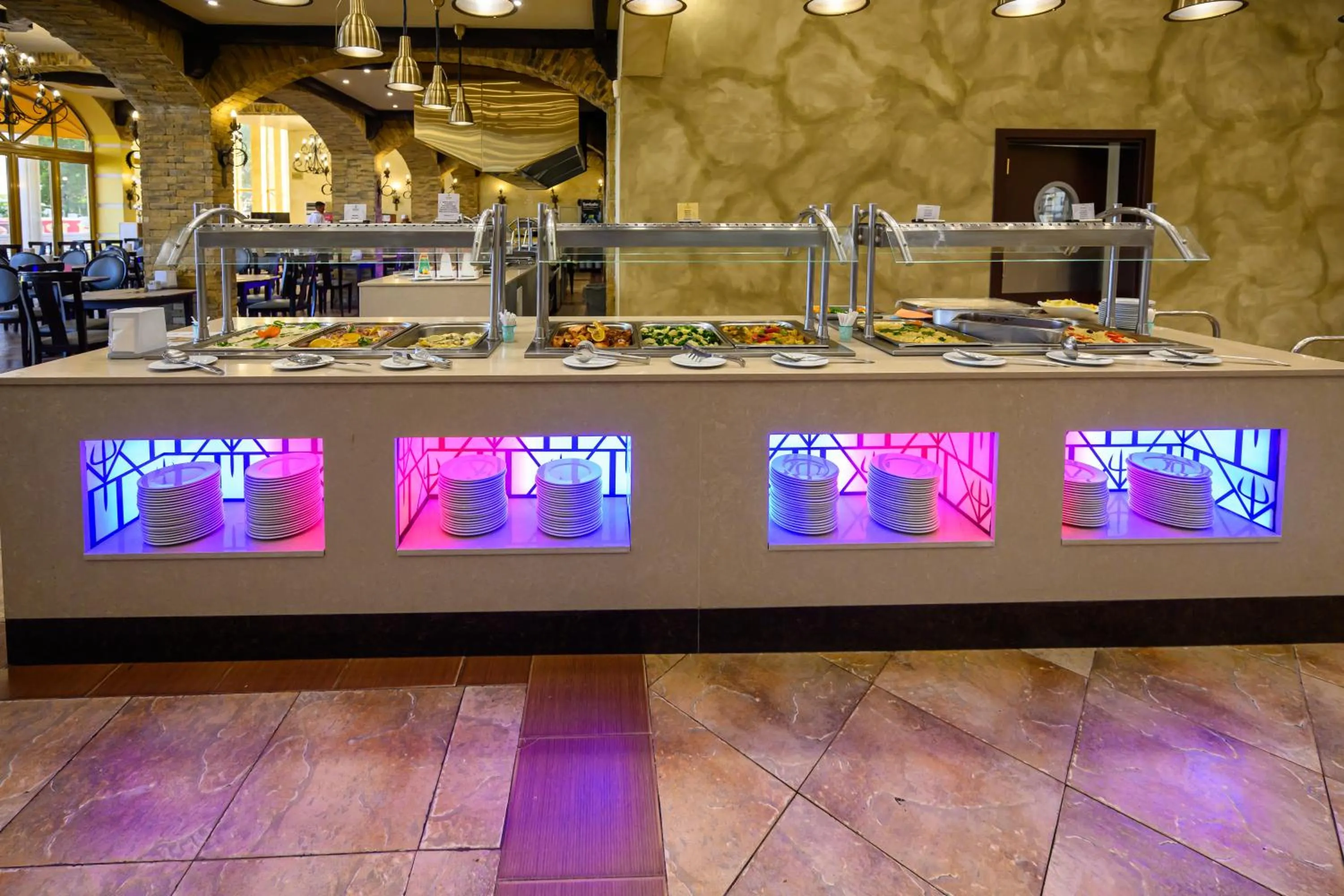 Restaurant/places to eat in Imperial Palace Hotel