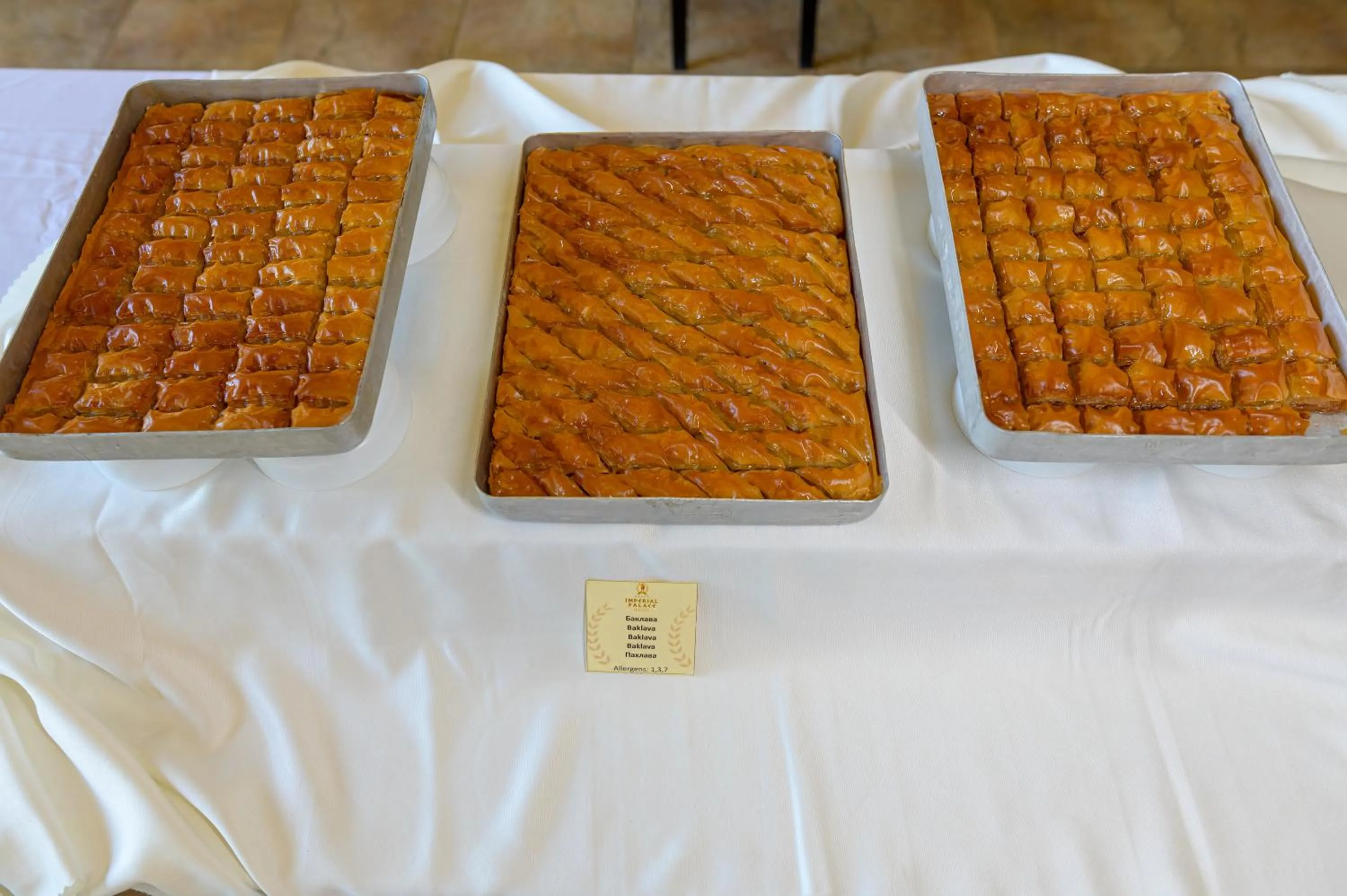 Restaurant/places to eat in Imperial Palace Hotel