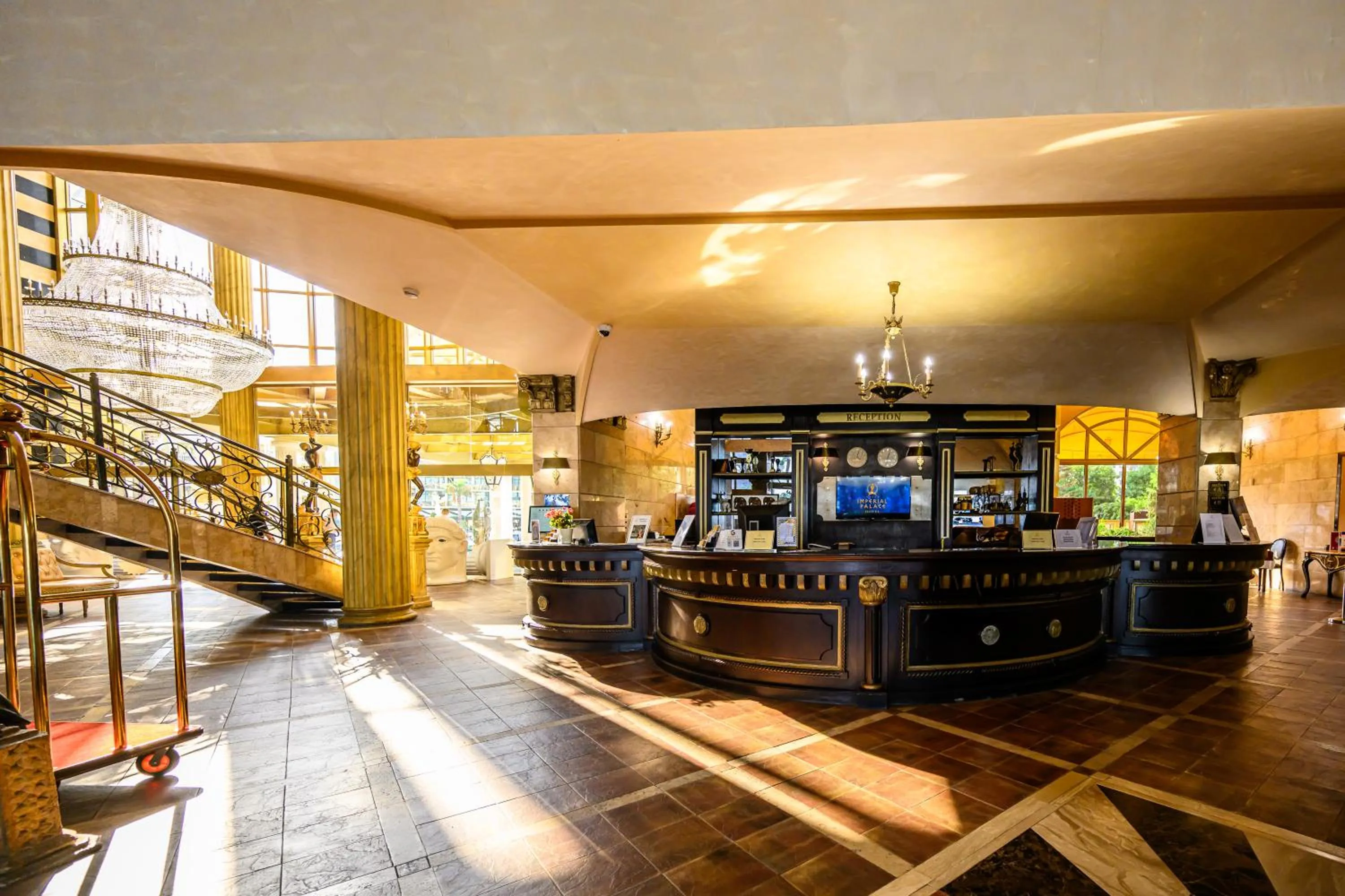 Lobby or reception in Imperial Palace Hotel