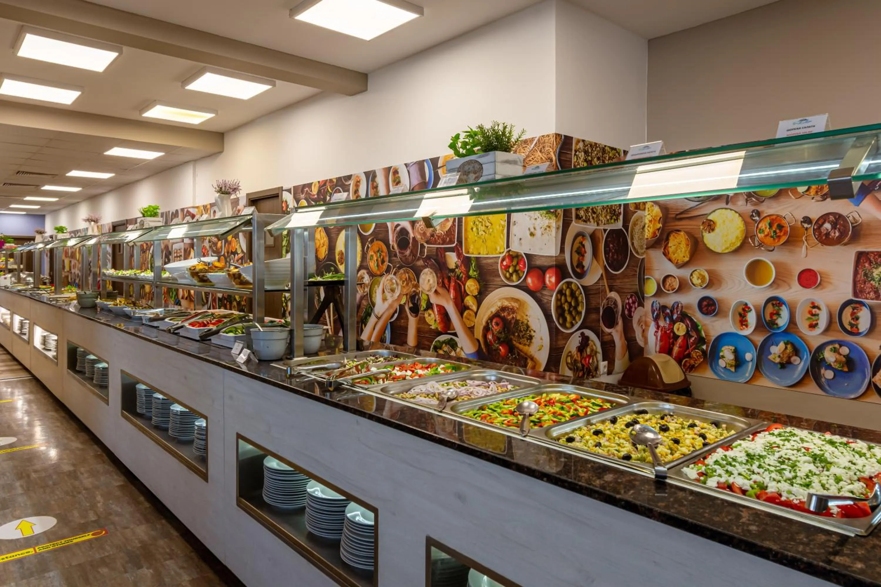 Restaurant/places to eat in Topola Skies Resort & Aquapark