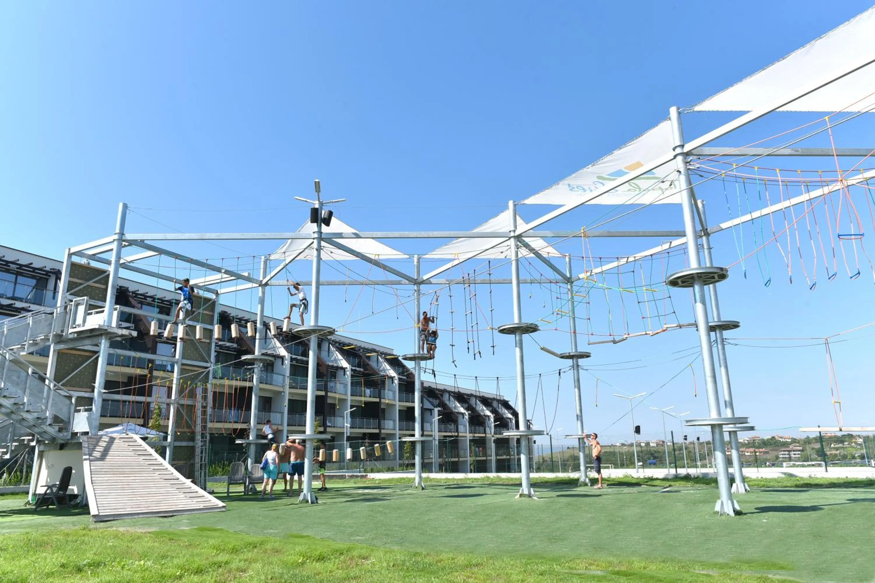 Property building in Topola Skies Resort & Aquapark