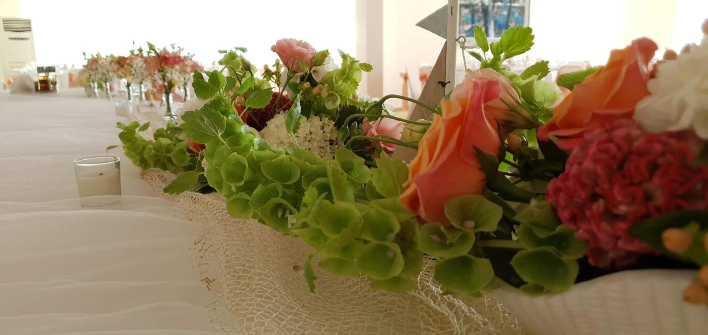 Restaurant/places to eat in Marina Hotel, Sunny Day