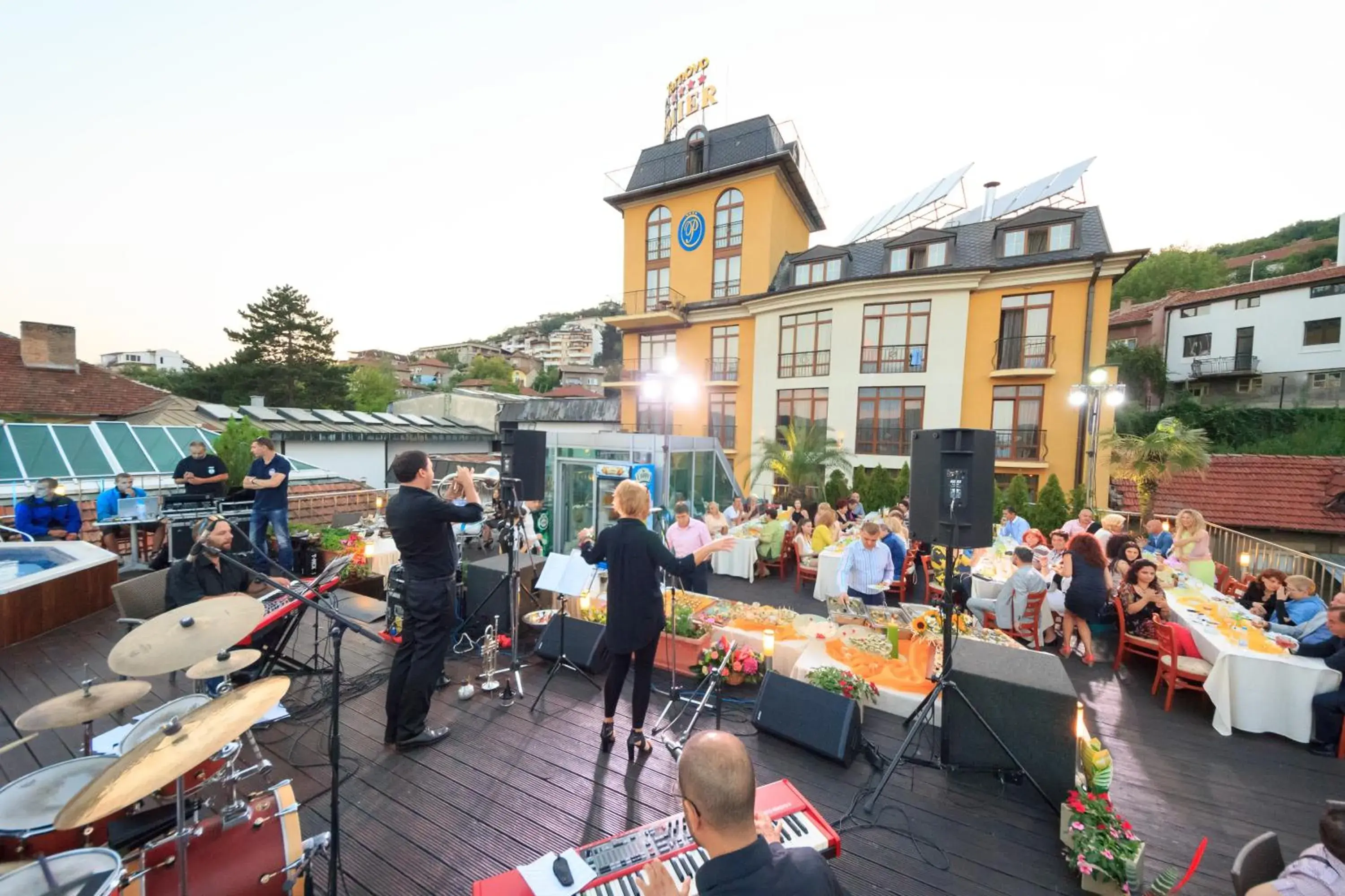 Facade/entrance in Hotel Premier - Veliko Tarnovo City Center, Panorama View Facade/entrance in Hotel Premier - Veliko Tarnovo City Center, Panorama View