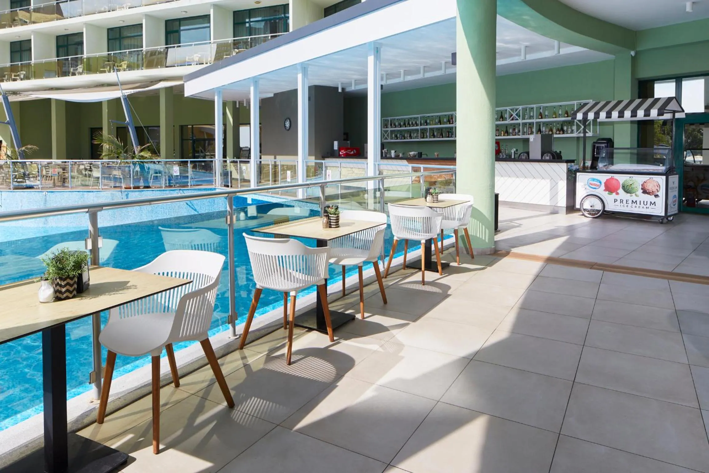 Restaurant/places to eat in Hotel Marvel All Inclusive - FULLY RENOVATED FREE Beach Access