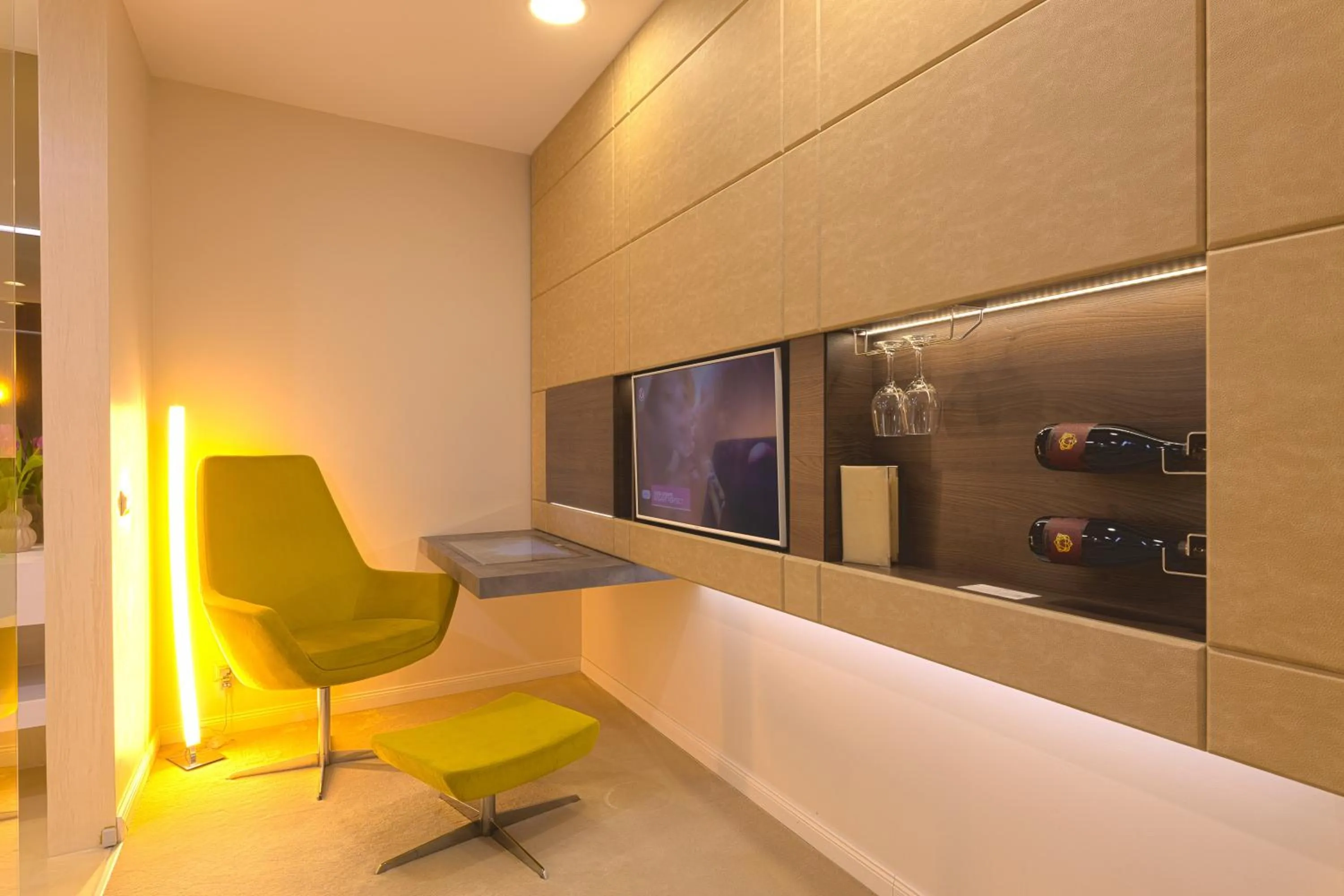 TV and multimedia in Hotel Vila Class