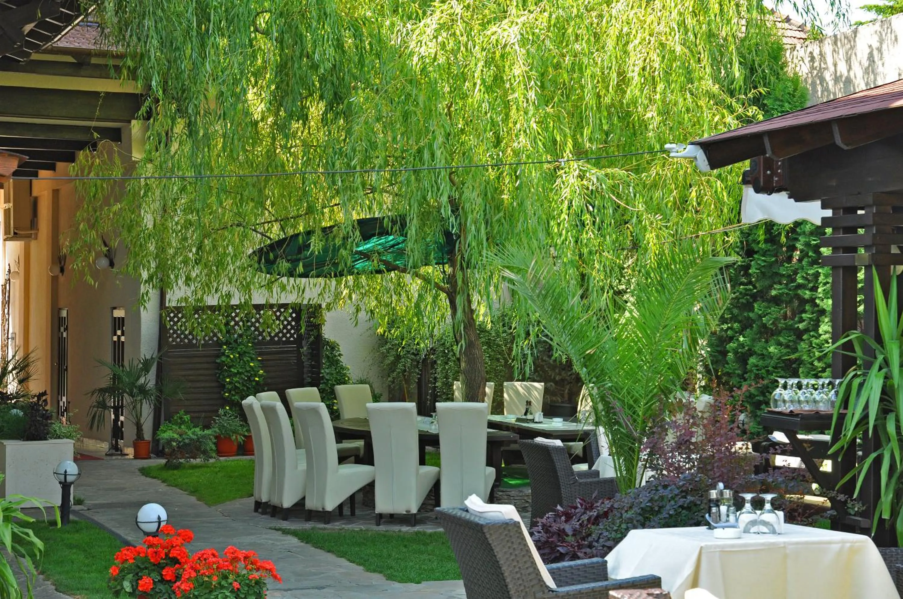 Garden in Hotel Vila Class